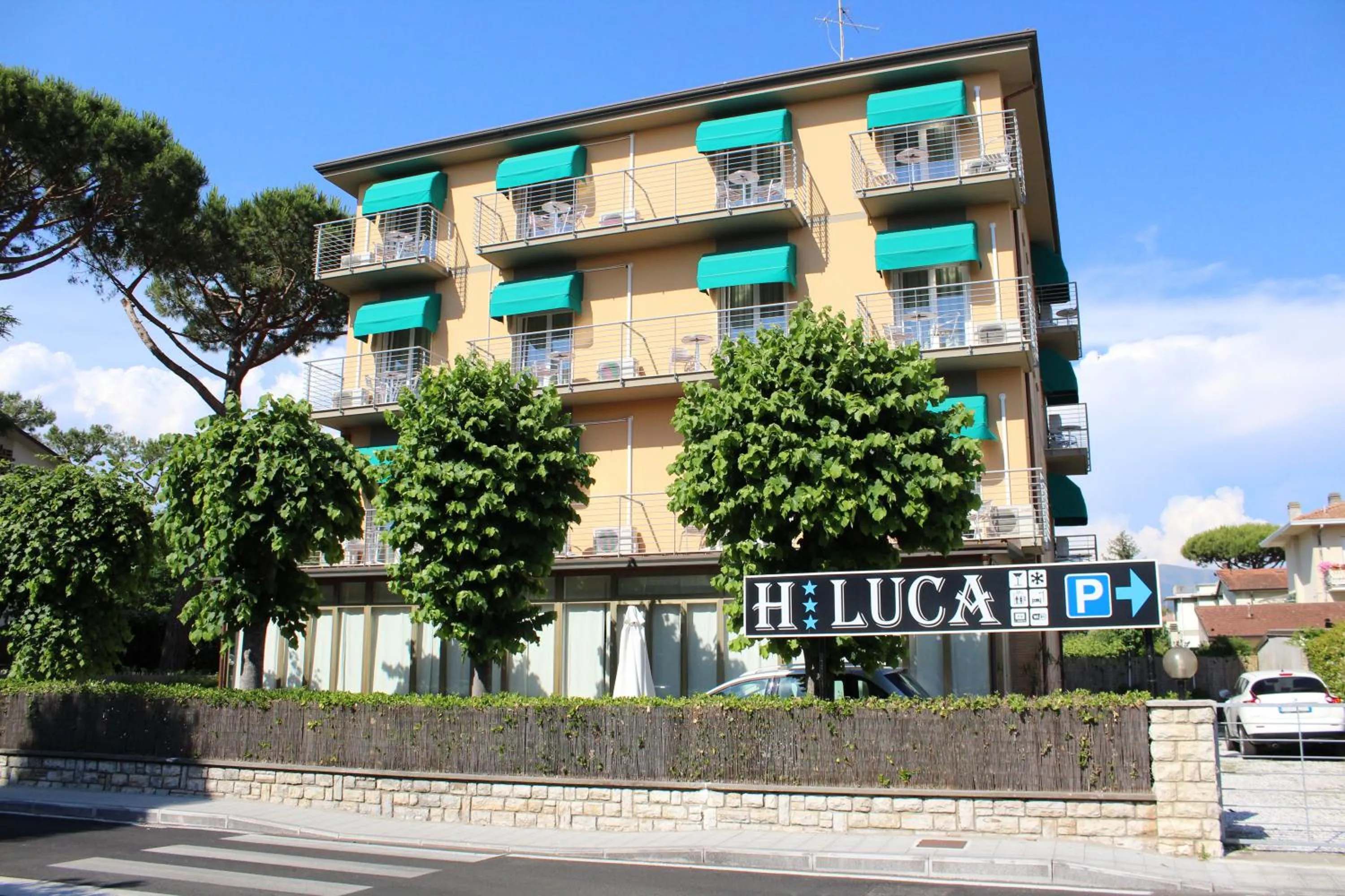 Facade/entrance in Hotel Luca