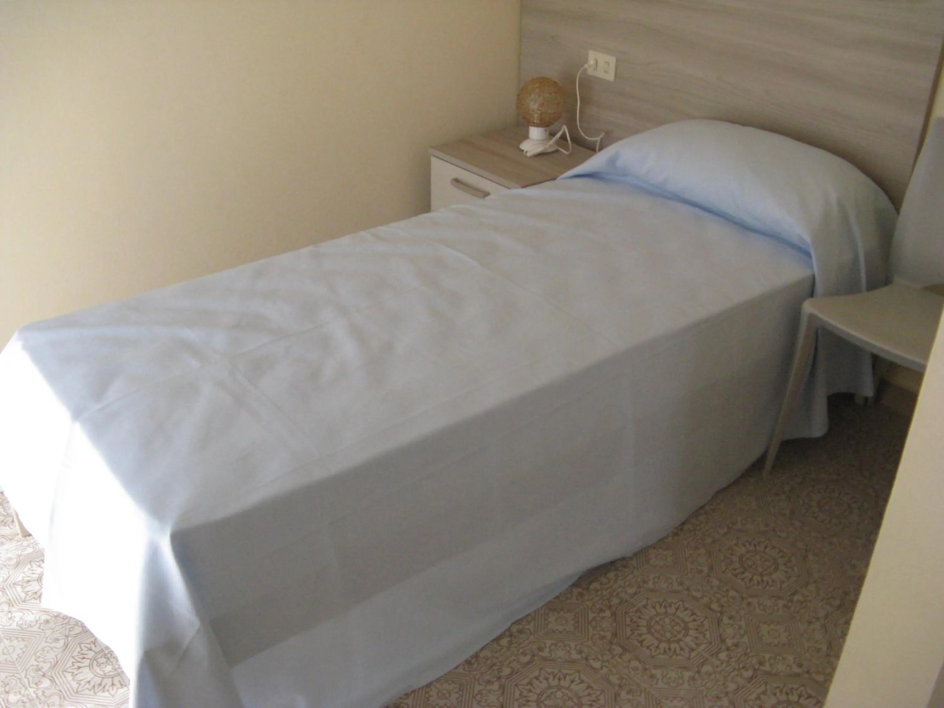Bed in Hotel Luca