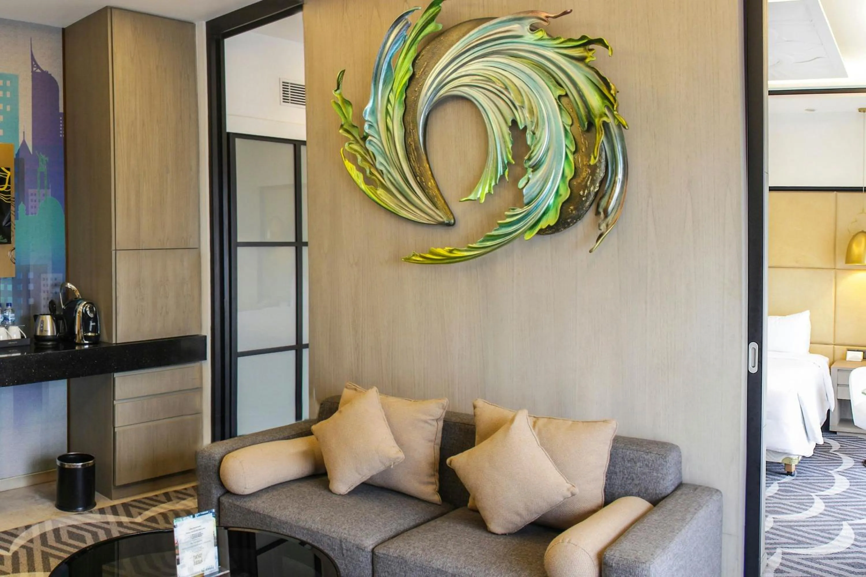 Photo of the whole room in Sari Pacific Jakarta, Autograph Collection