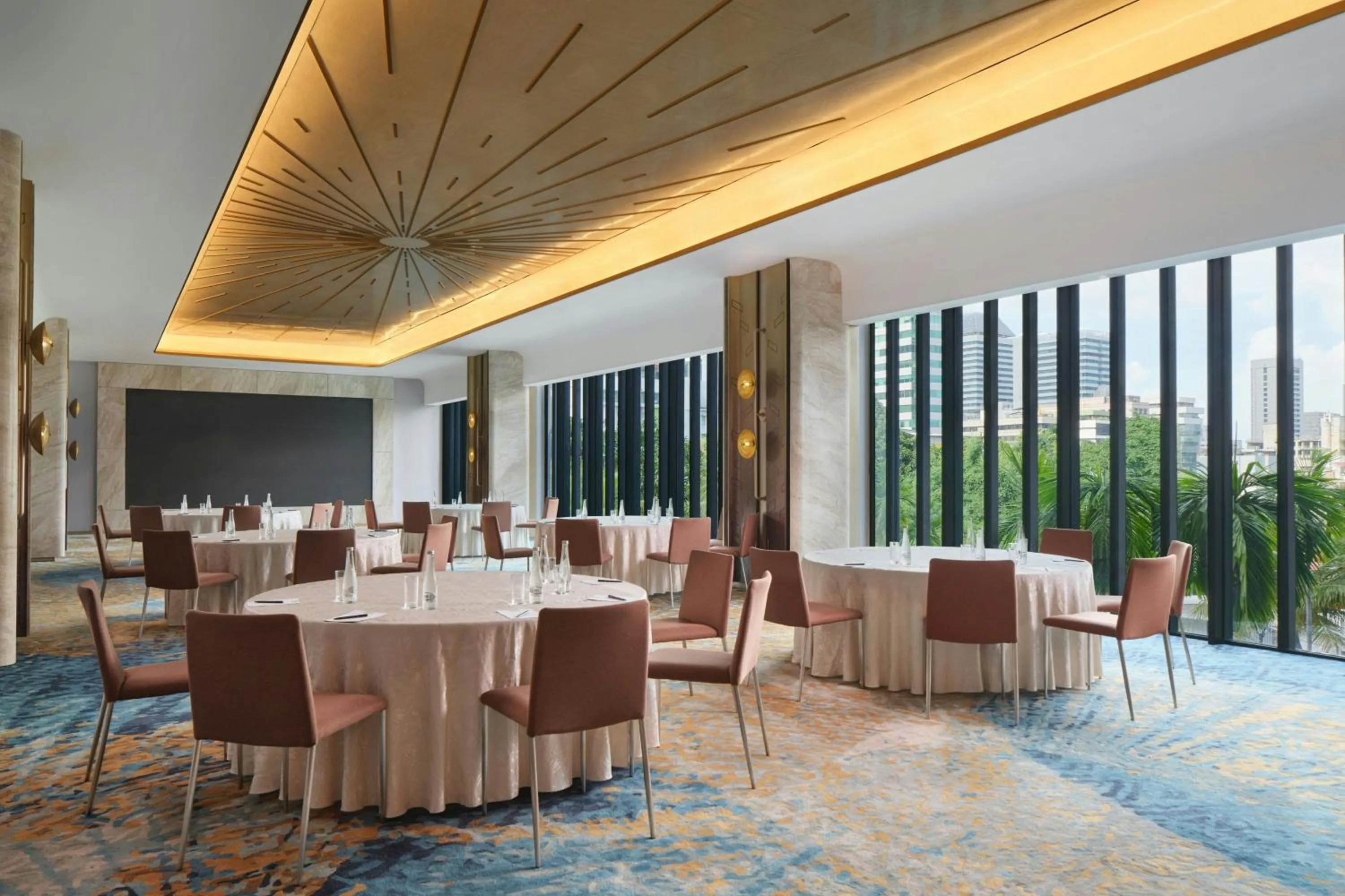 Meeting/conference room in Sari Pacific Jakarta, Autograph Collection
