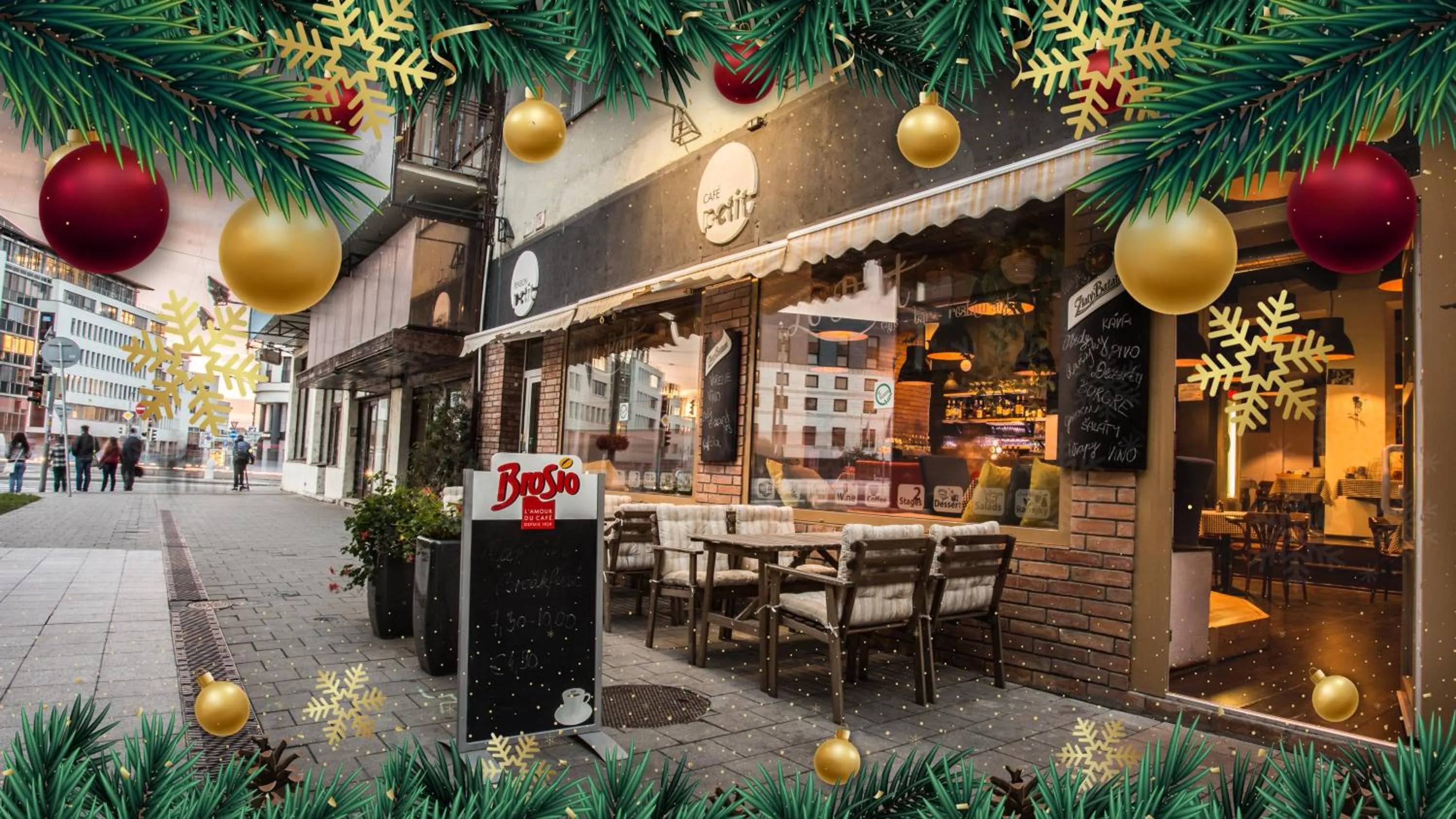 Property building in Le Petit