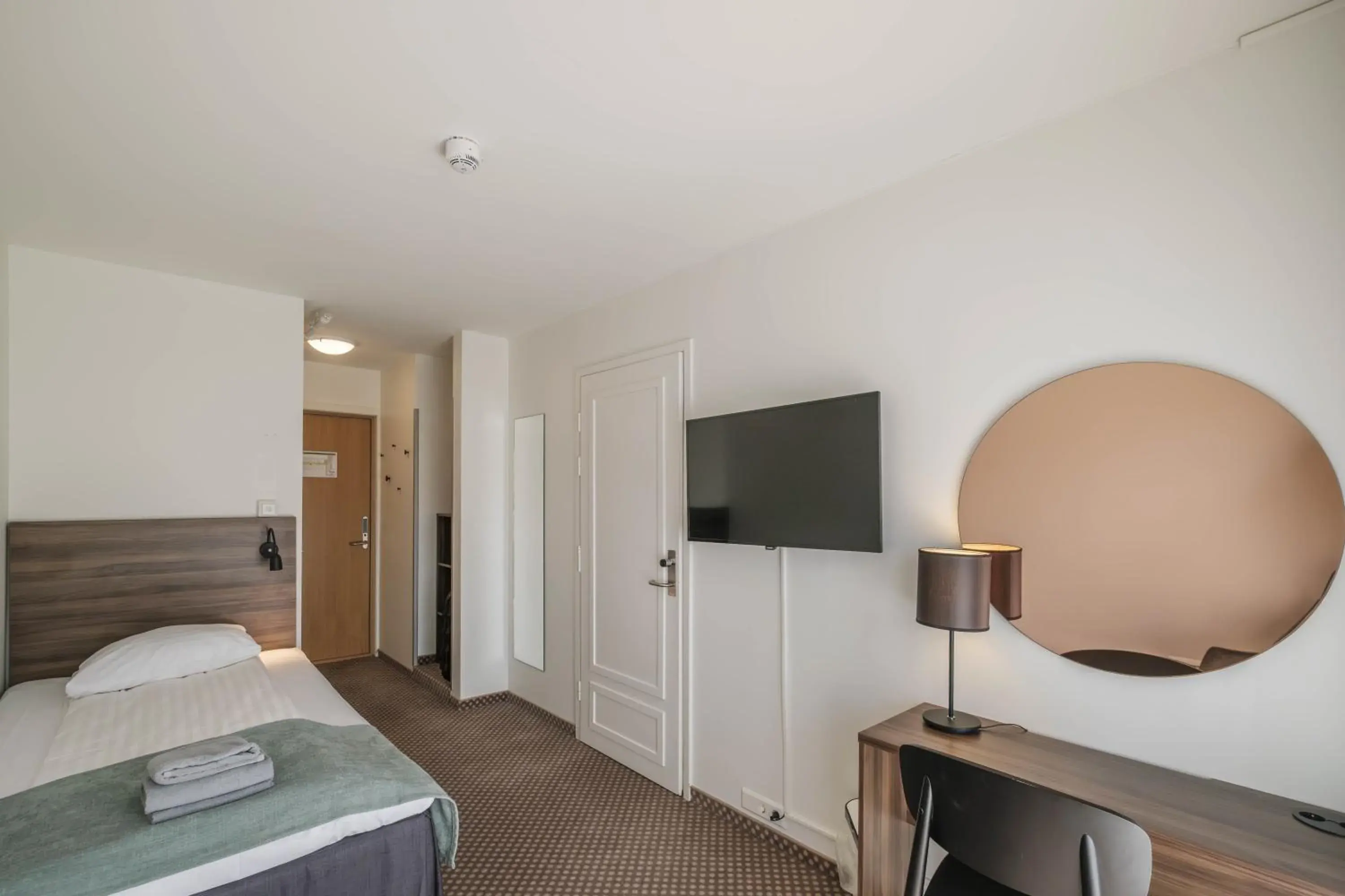 Single Room in Hardangerfjord Hotel Single Room in Hardangerfjord Hotel