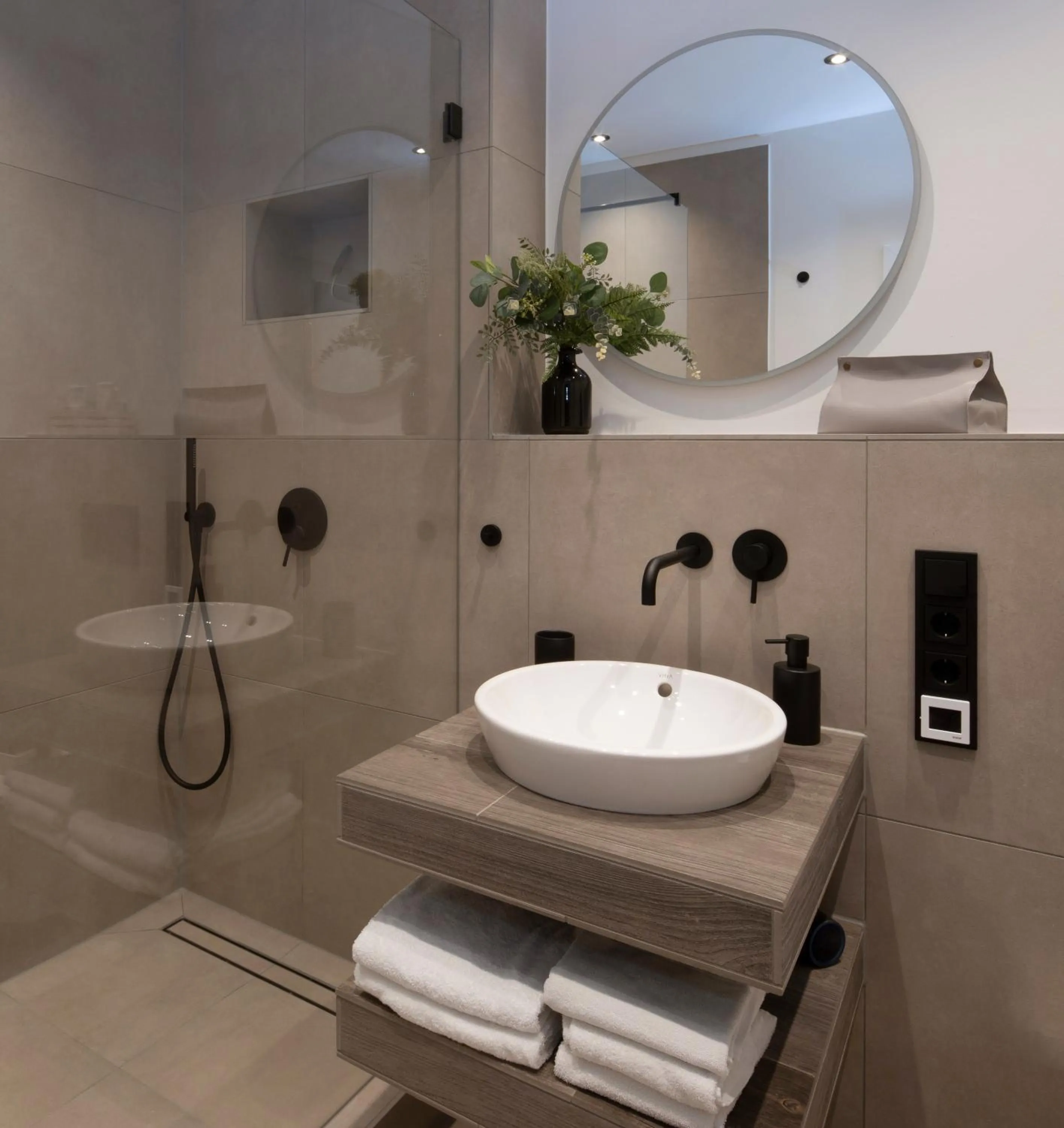 Bathroom in Hofgut Wißberg - Das Weinberghotel