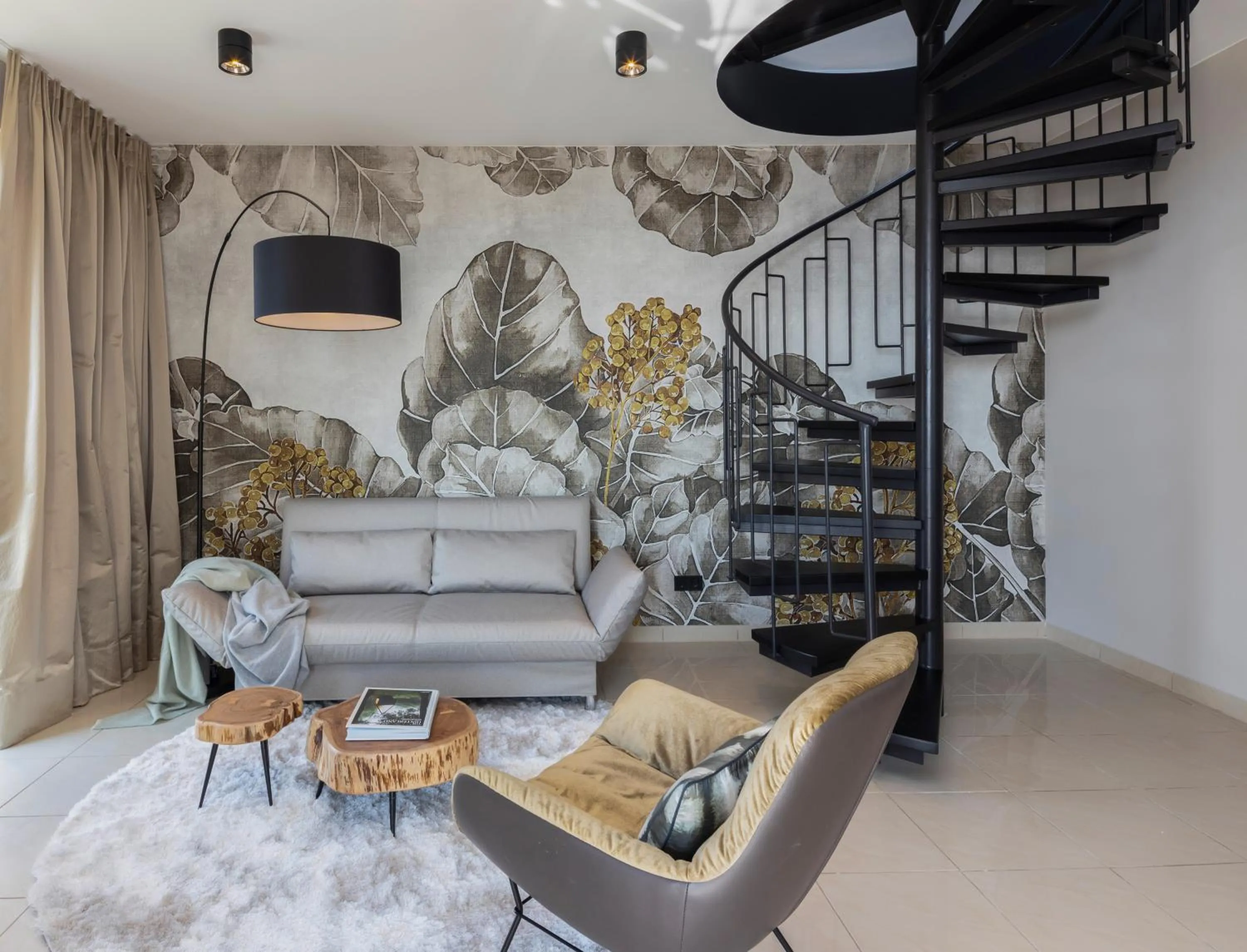 Seating area in Hofgut Wißberg - Das Weinberghotel