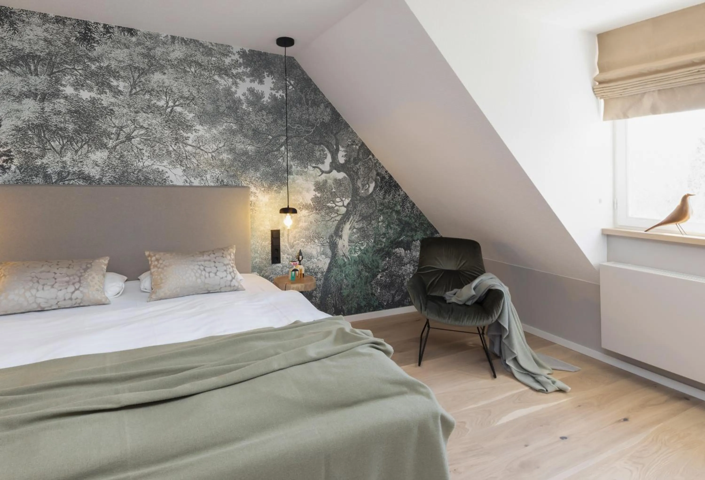 Photo of the whole room, Bed in Hofgut Wißberg - Das Weinberghotel