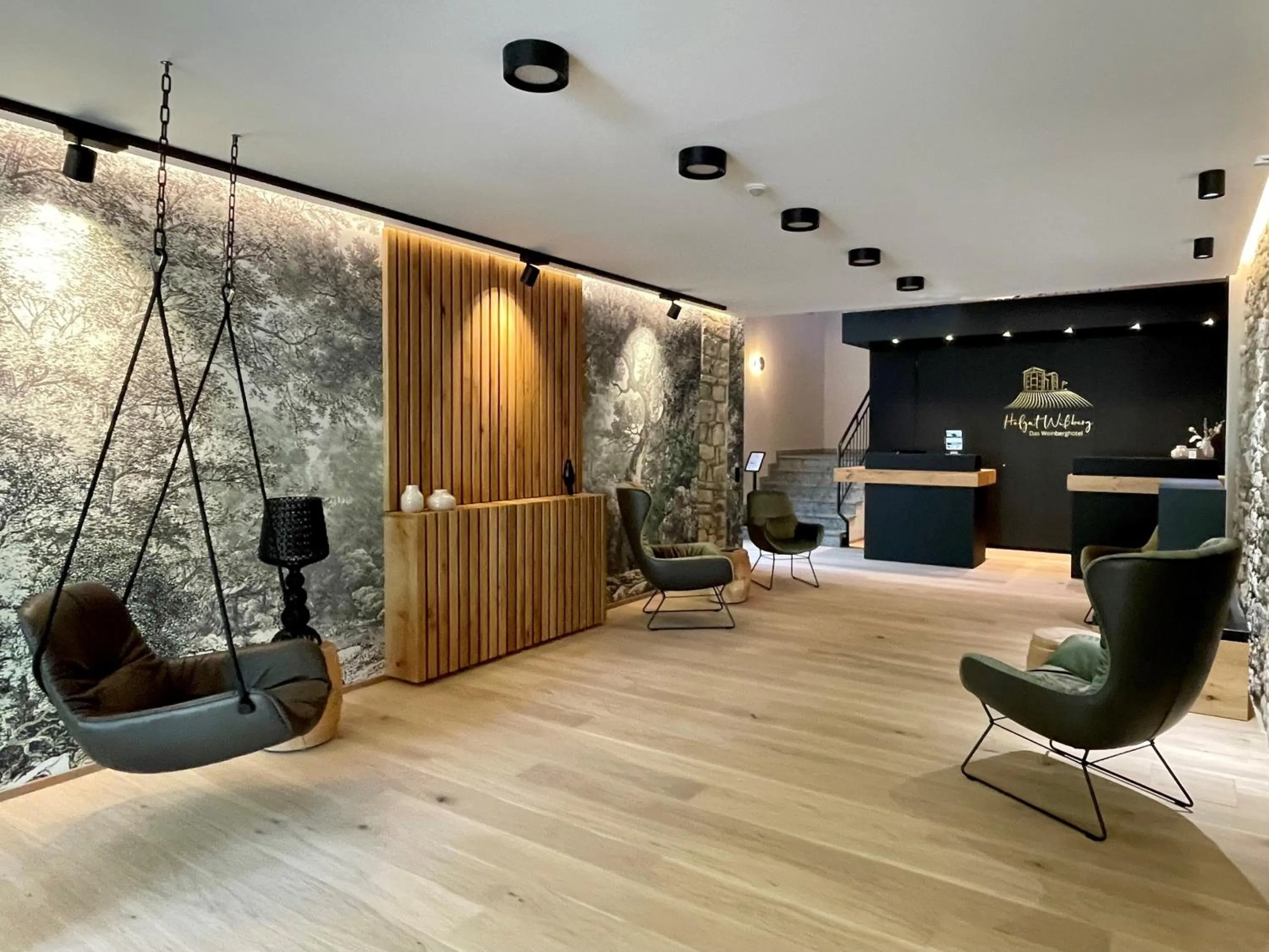 Lobby or reception in Hofgut Wißberg - Das Weinberghotel