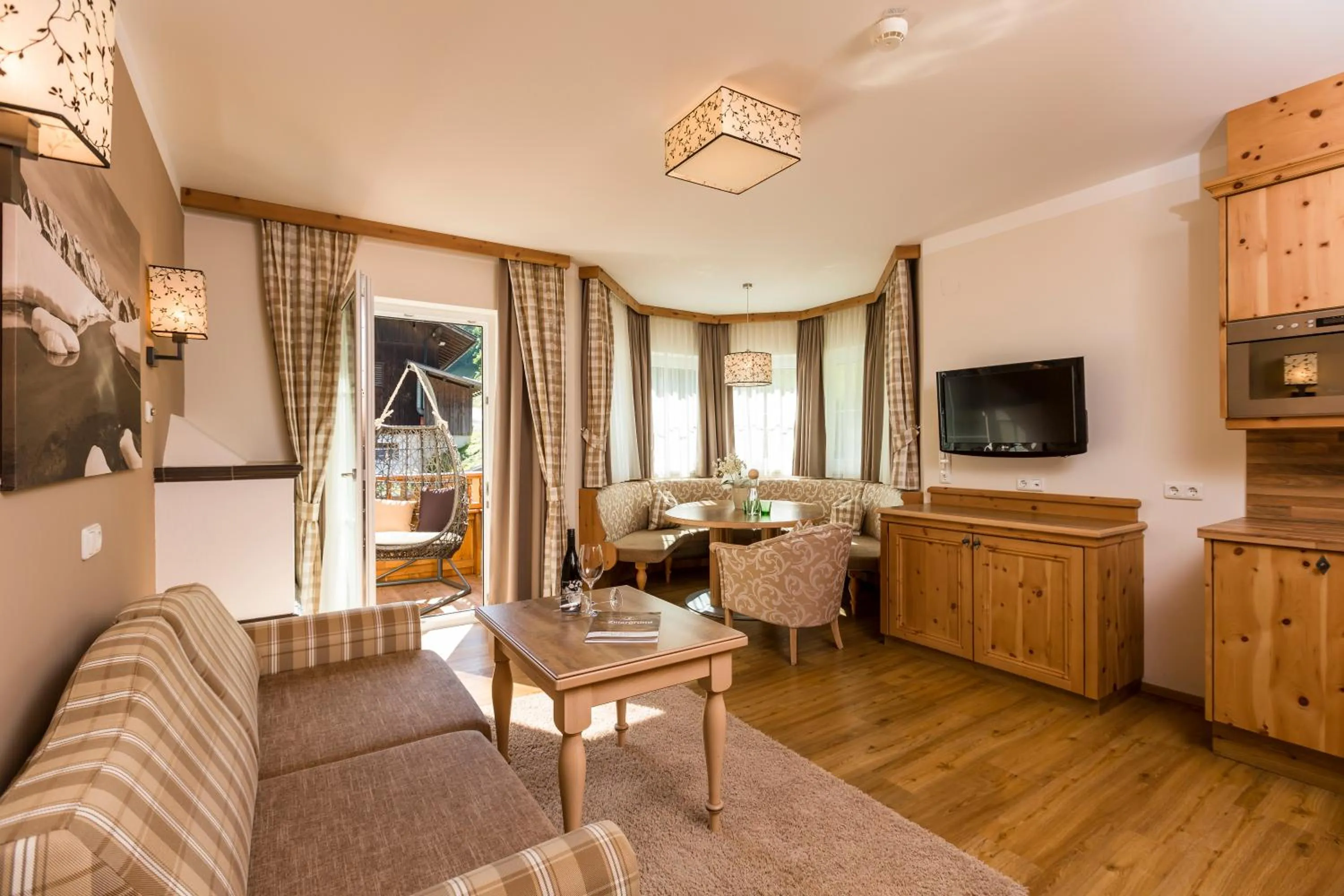 Deluxe Suite Zirbe in ZillergrundRock Luxury Mountain Resort