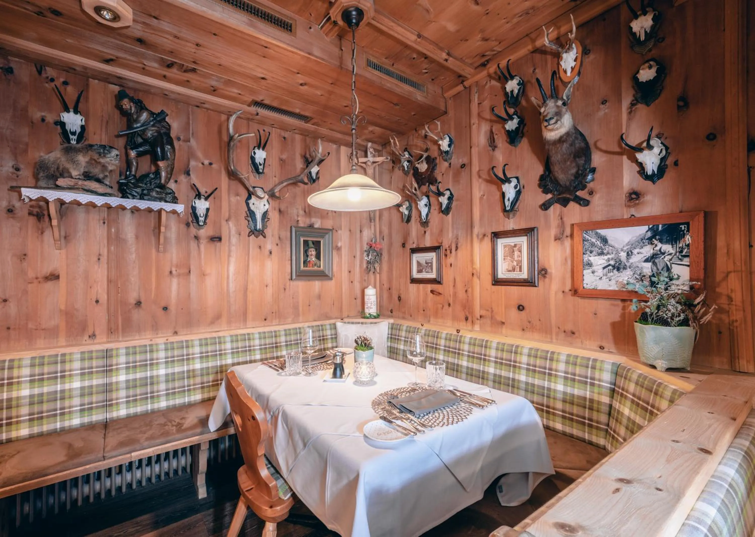 Restaurant/places to eat in ZillergrundRock Luxury Mountain Resort
