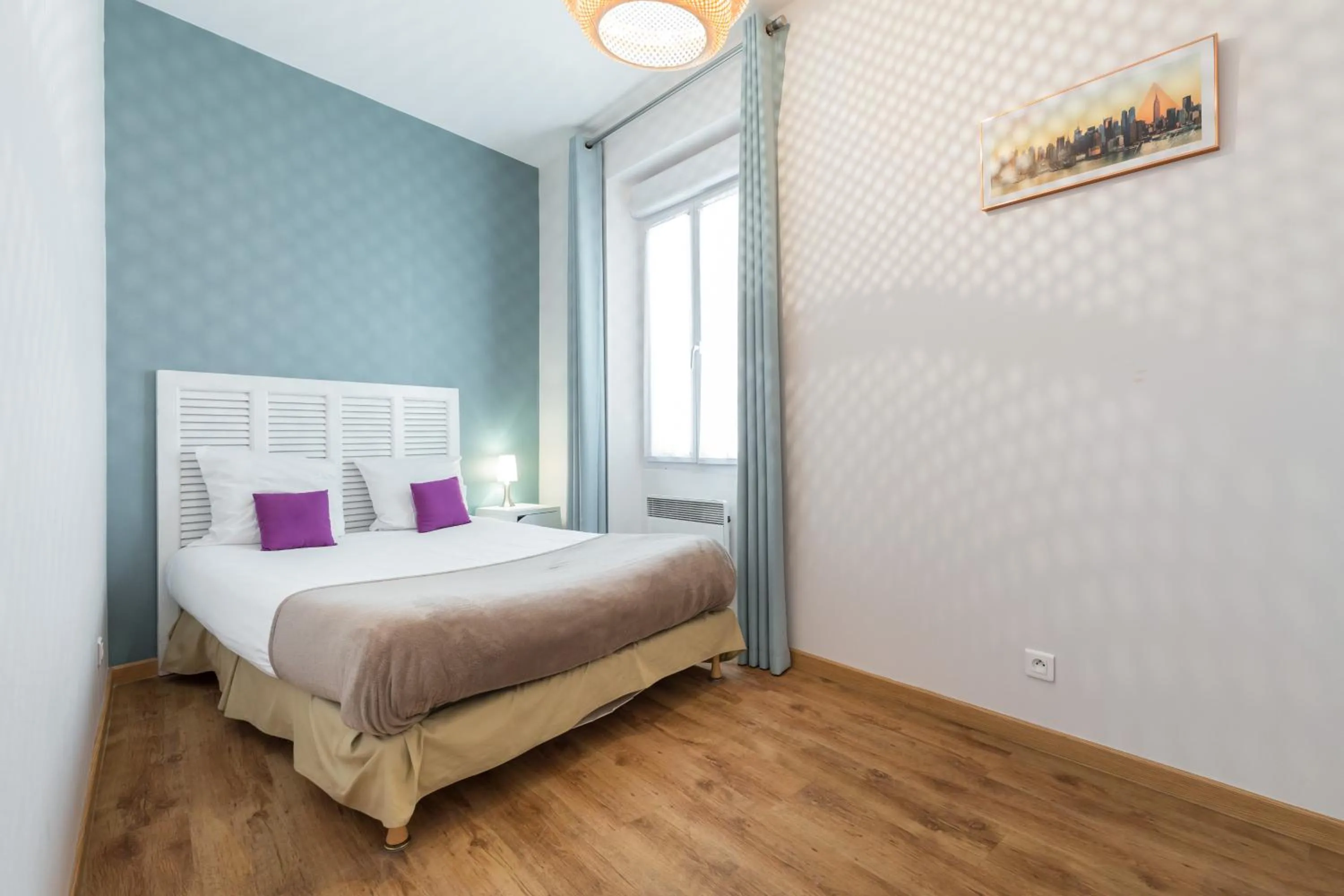 Bedroom, Bed in Florella Clemenceau Apartment