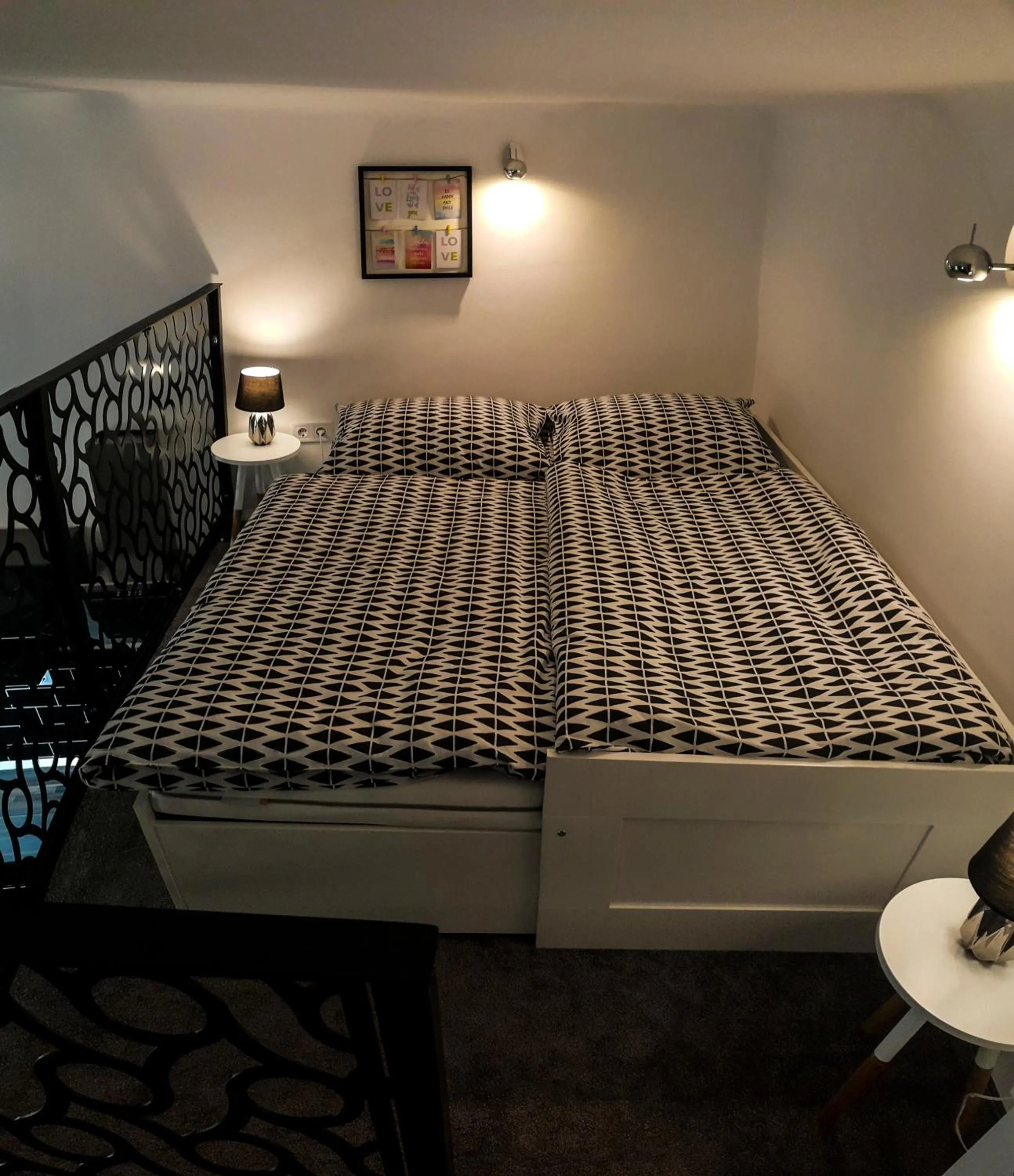 Bed in DownTown DeLuxe Apartment