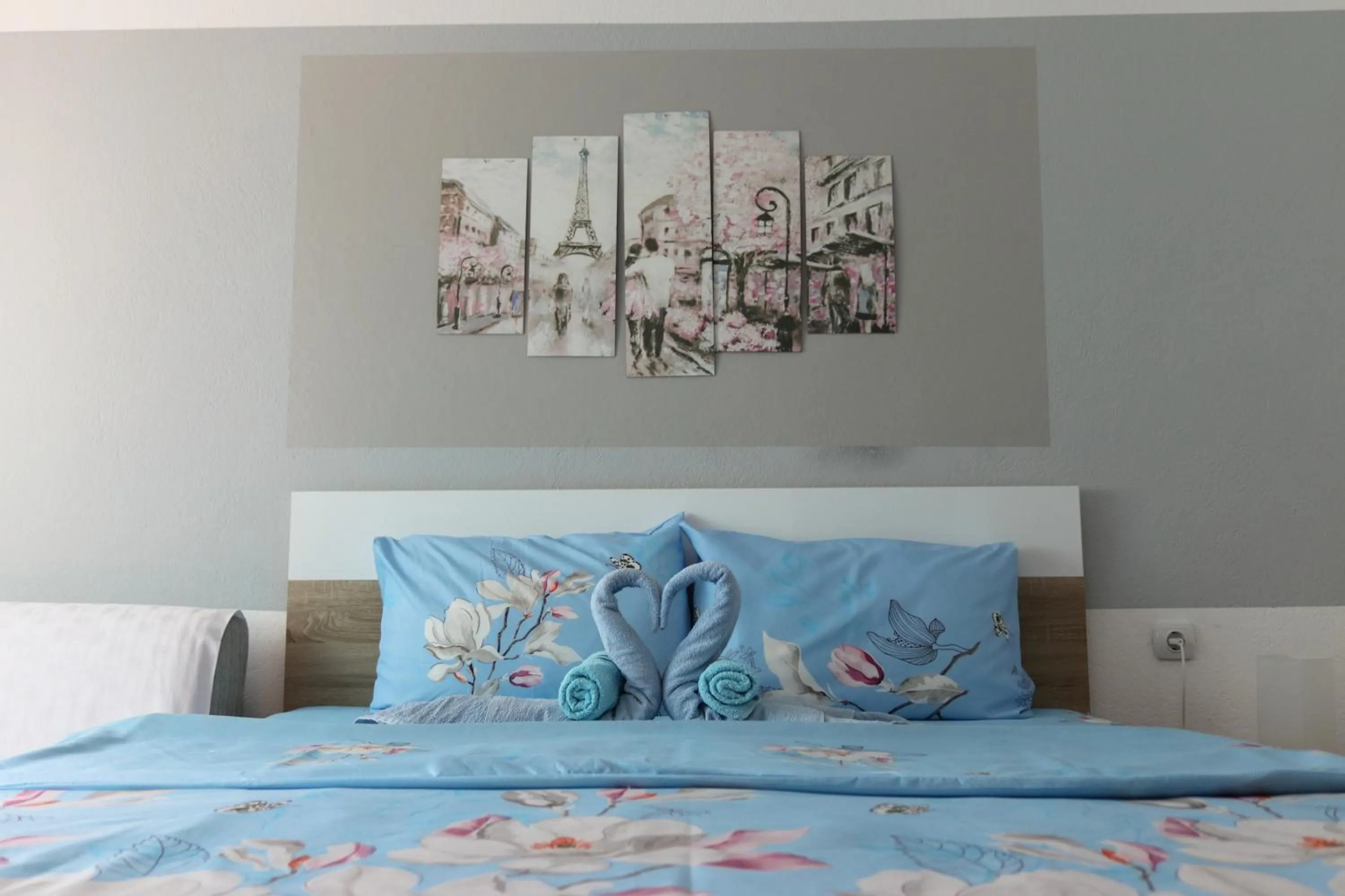 Deluxe Studio in Magnolia Apartments