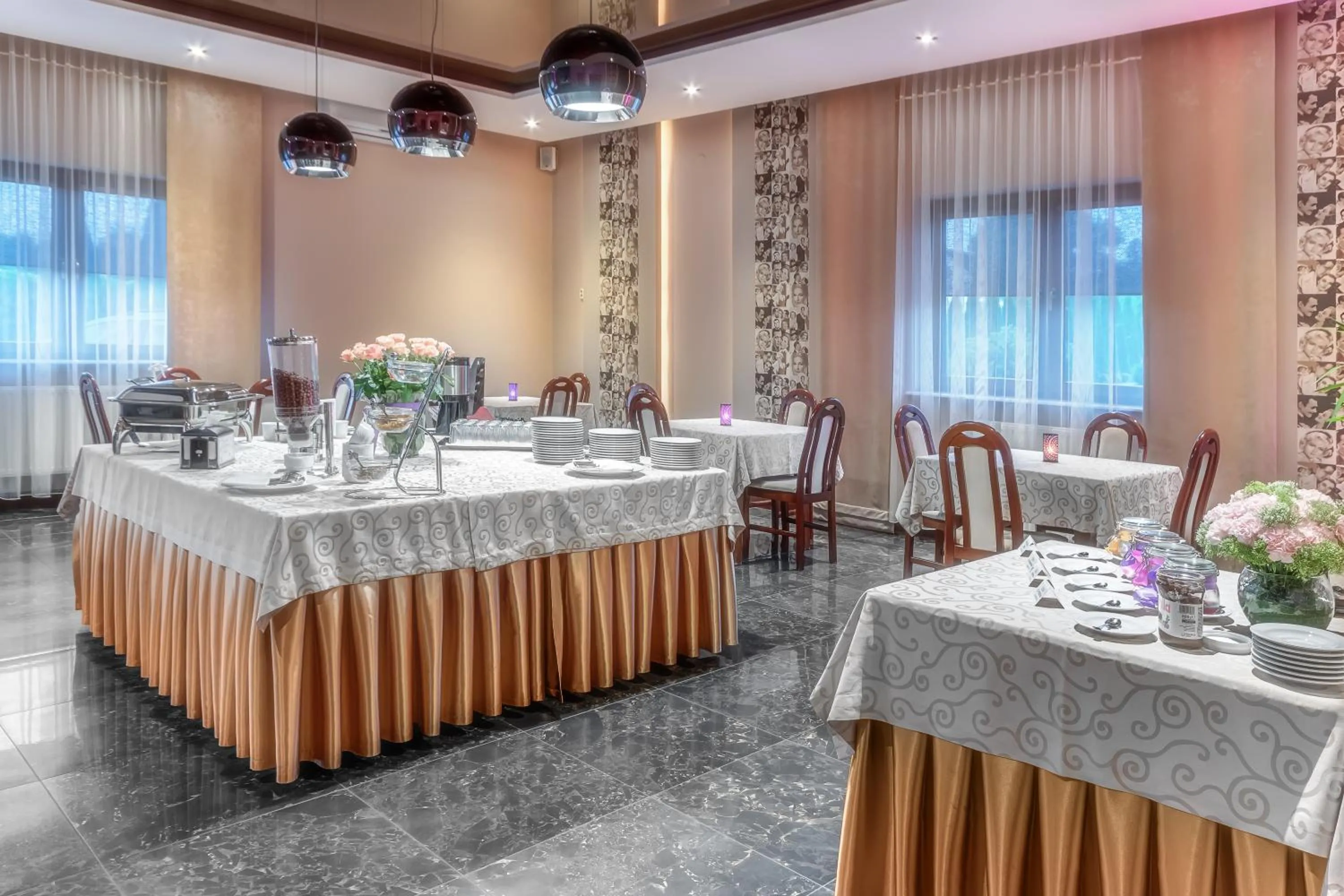 Restaurant/places to eat, Banquet Facilities in Leśny Dwór