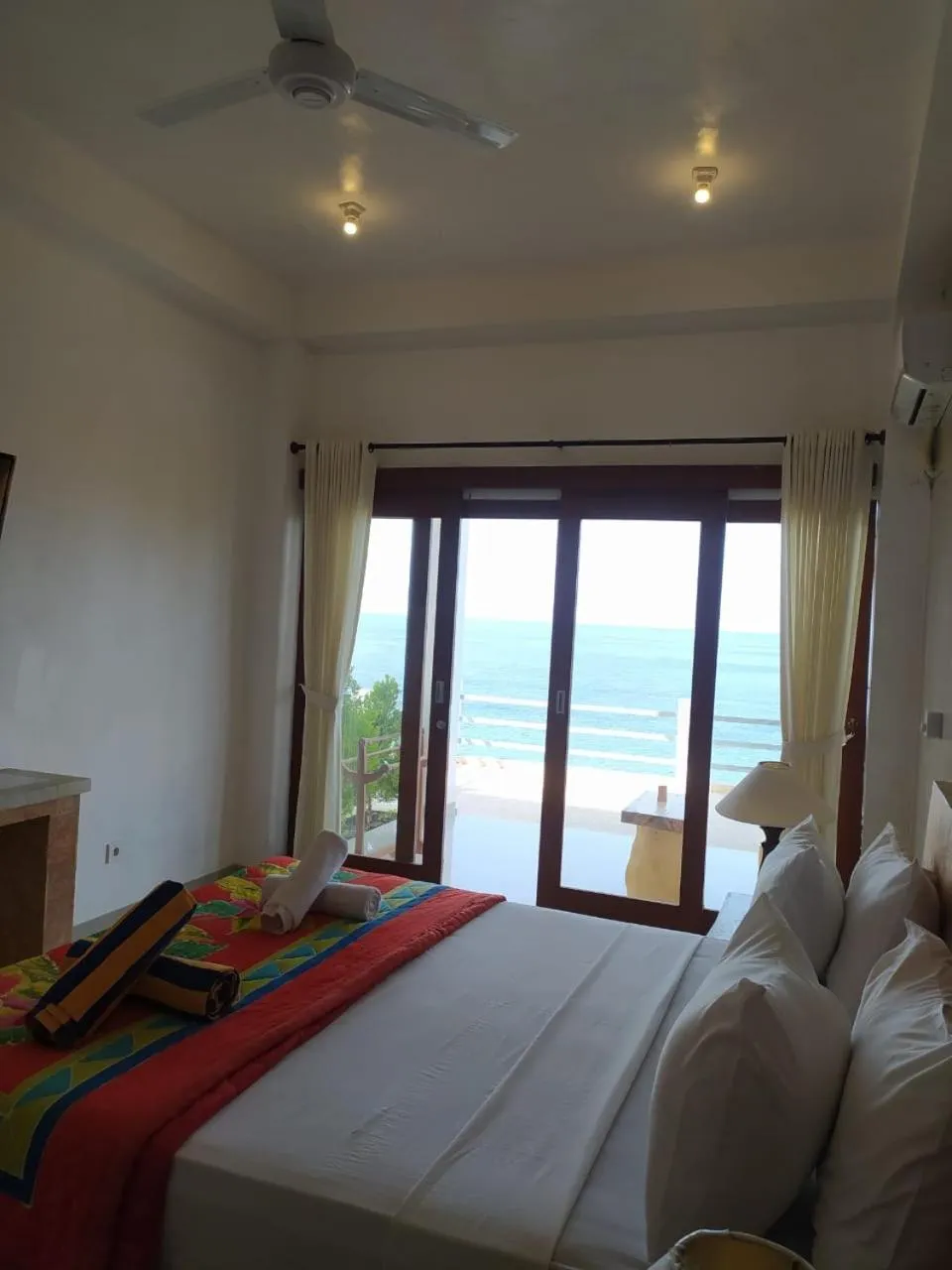 Bedroom, Bed in Ocean Resort Amed