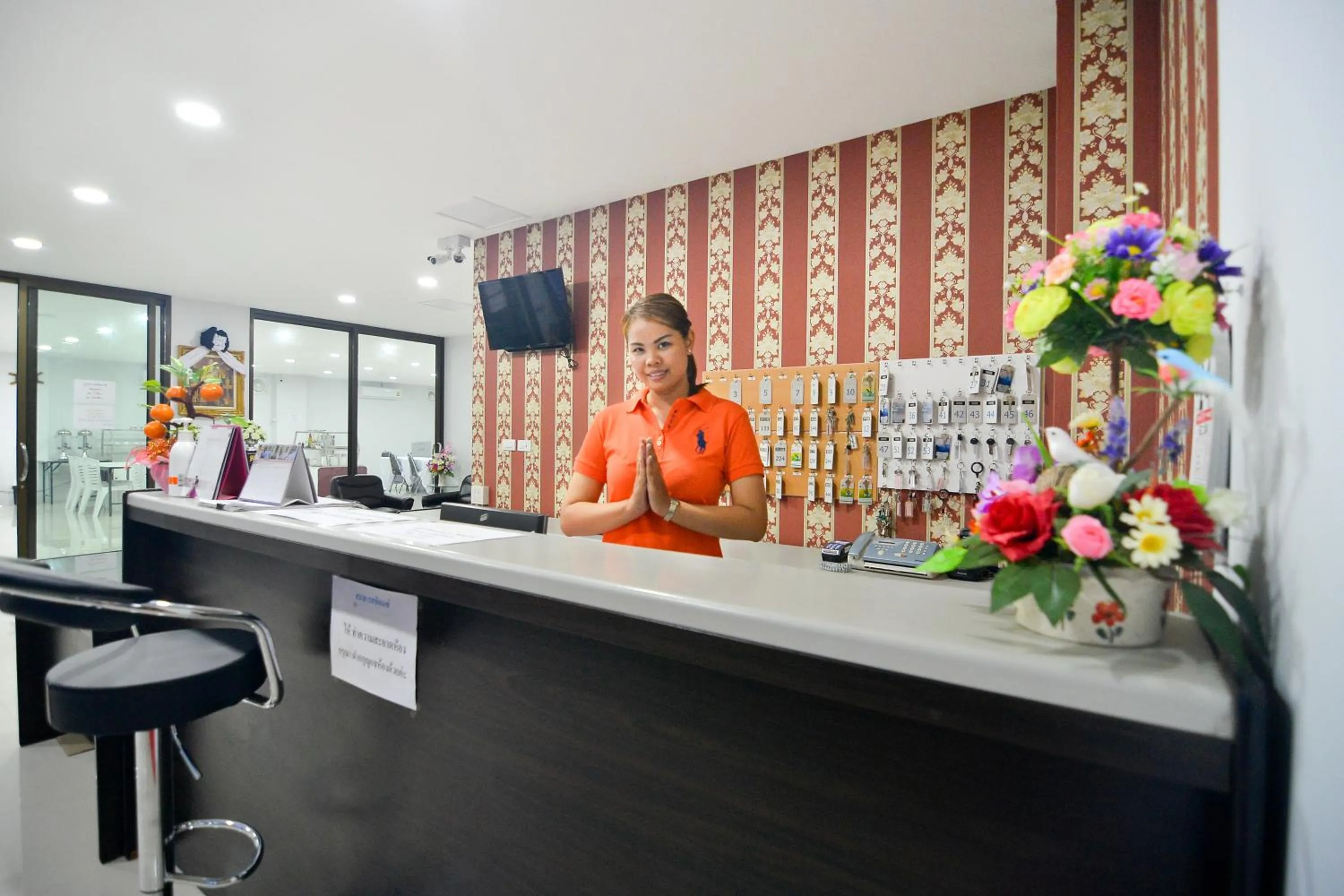 Communal lounge/ TV room in Sabuy Best Hotel Phayao