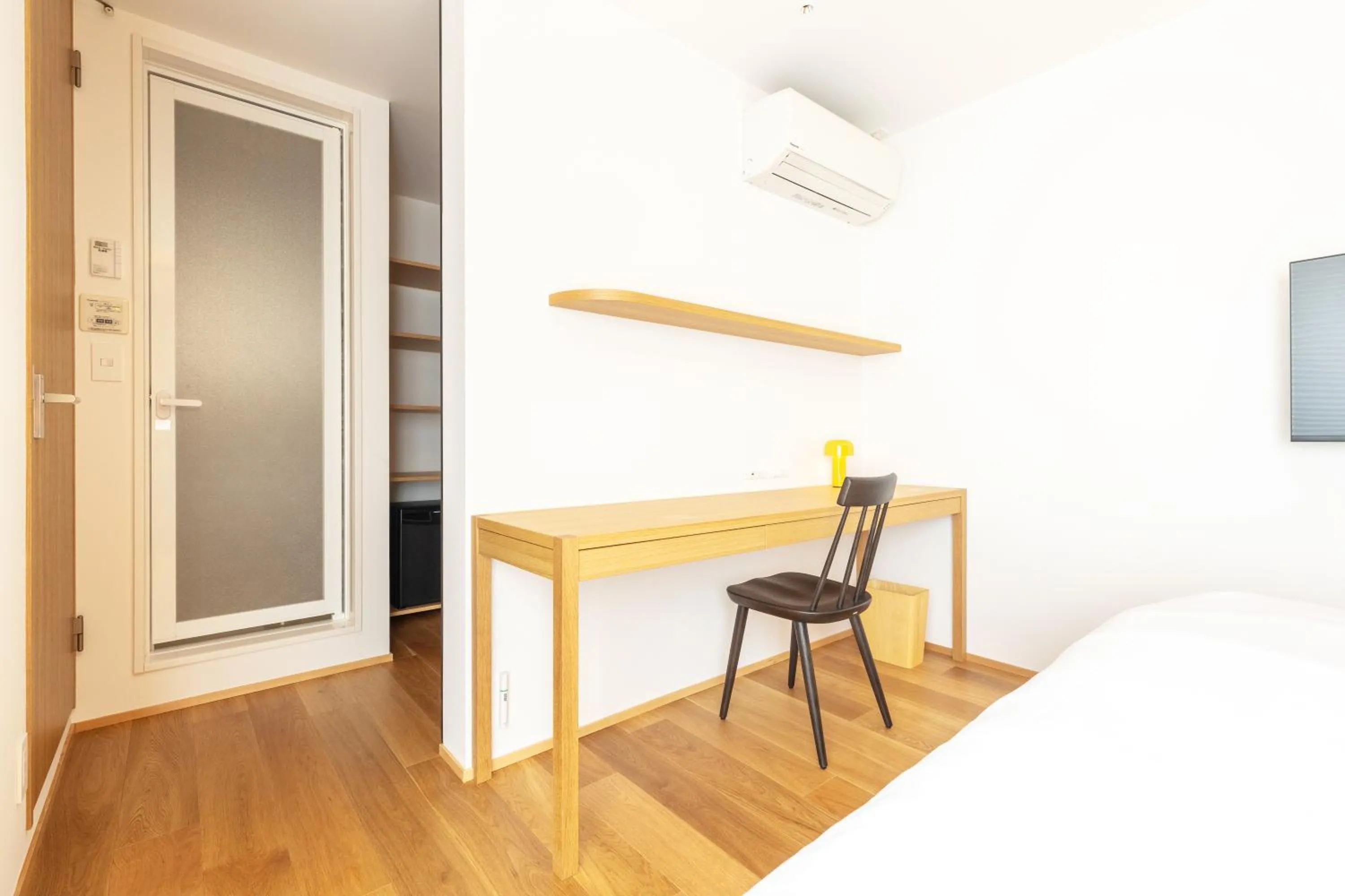 Bed in Karasuma Rokujo Hotel