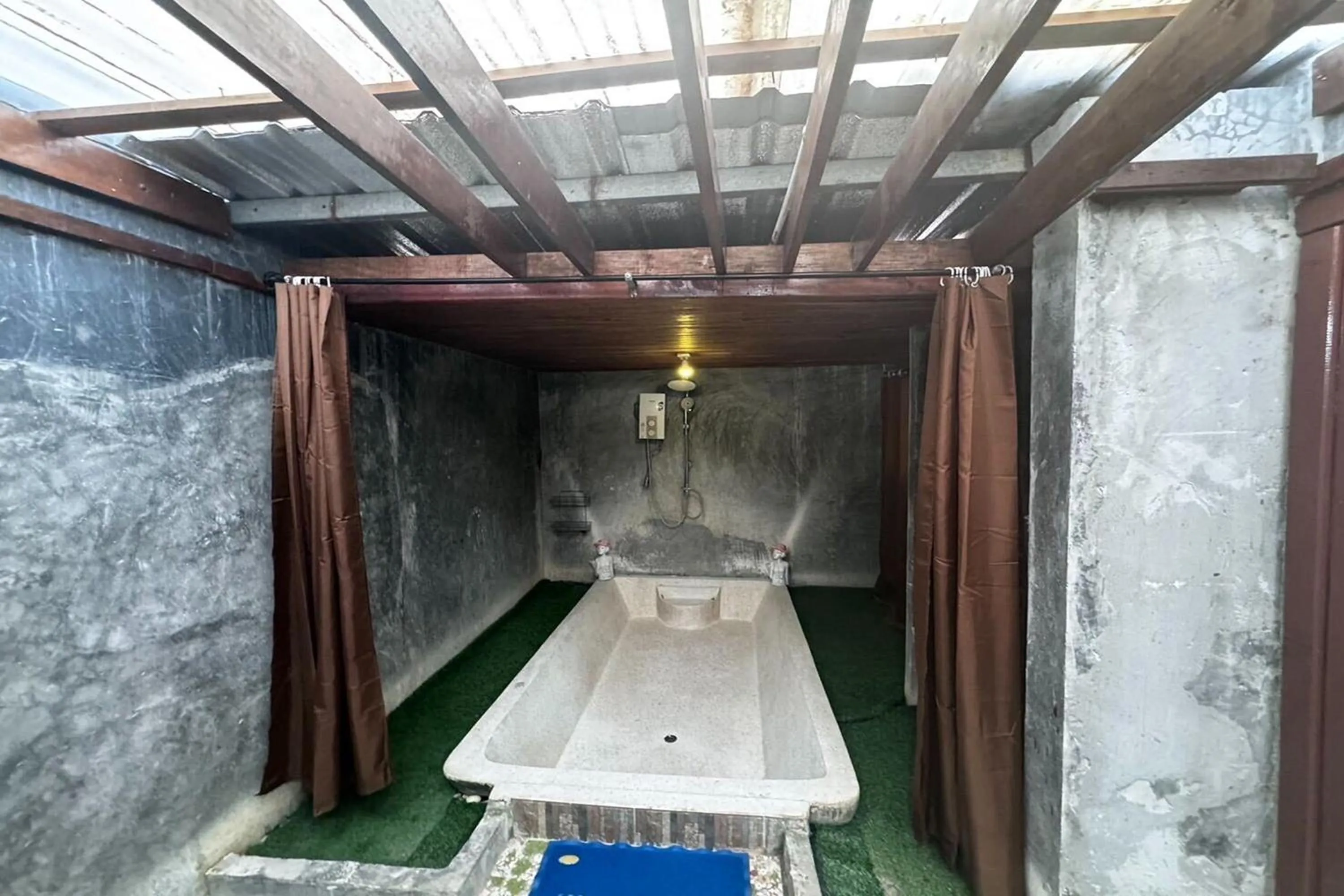 Bathroom in Ozone Resort & Pool Villa