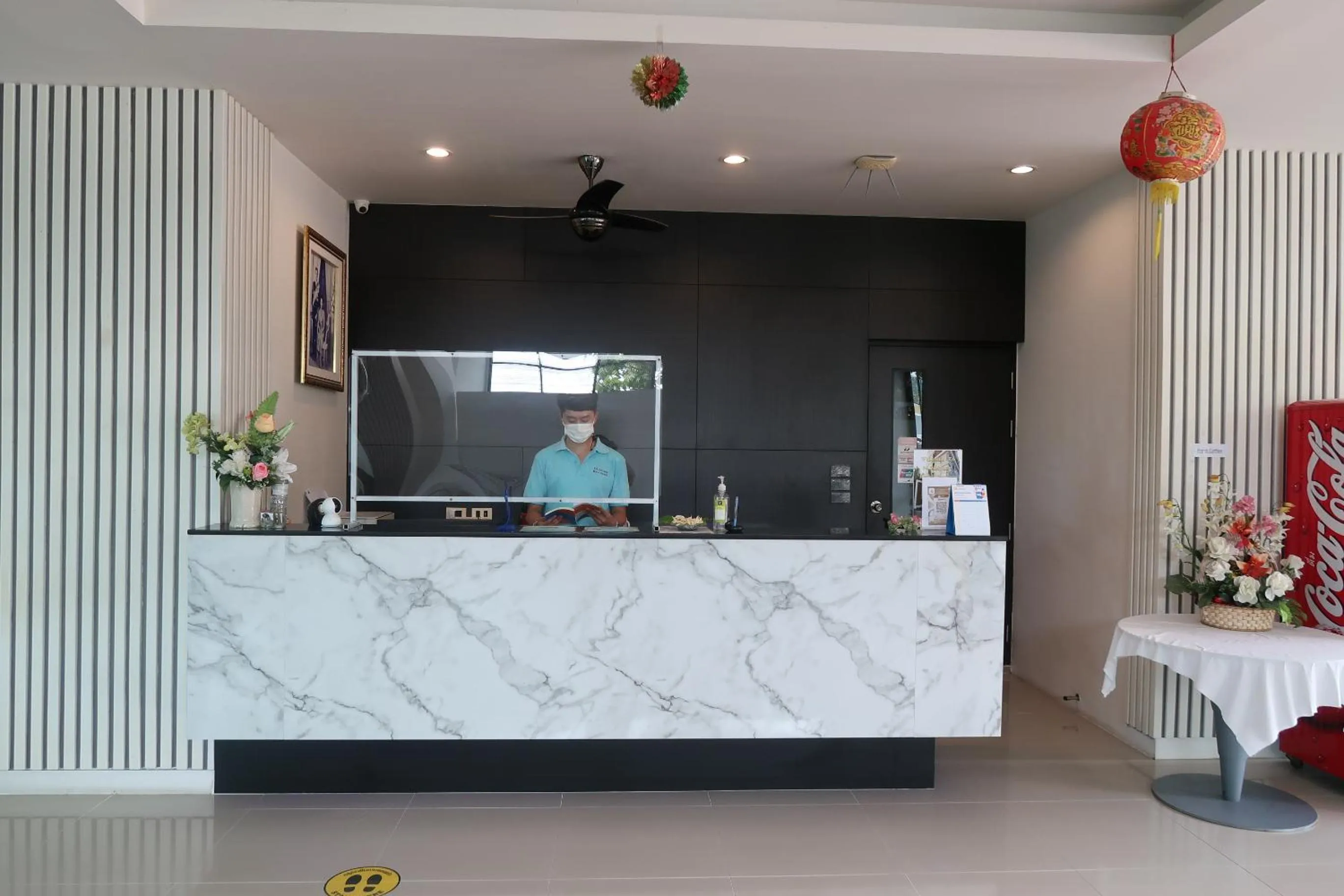 Lobby or reception in S4 Nai Yang Beach - Near Phuket Airport