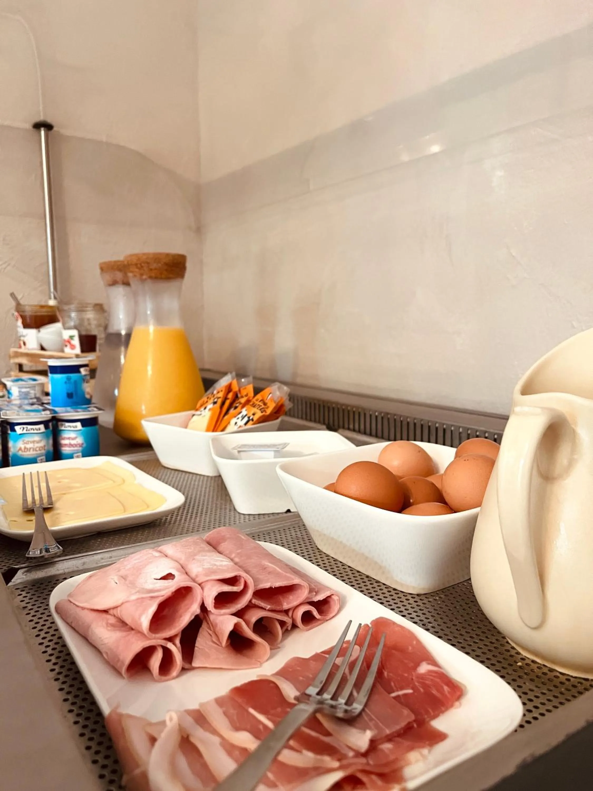 Breakfast in Hôtel le Nid