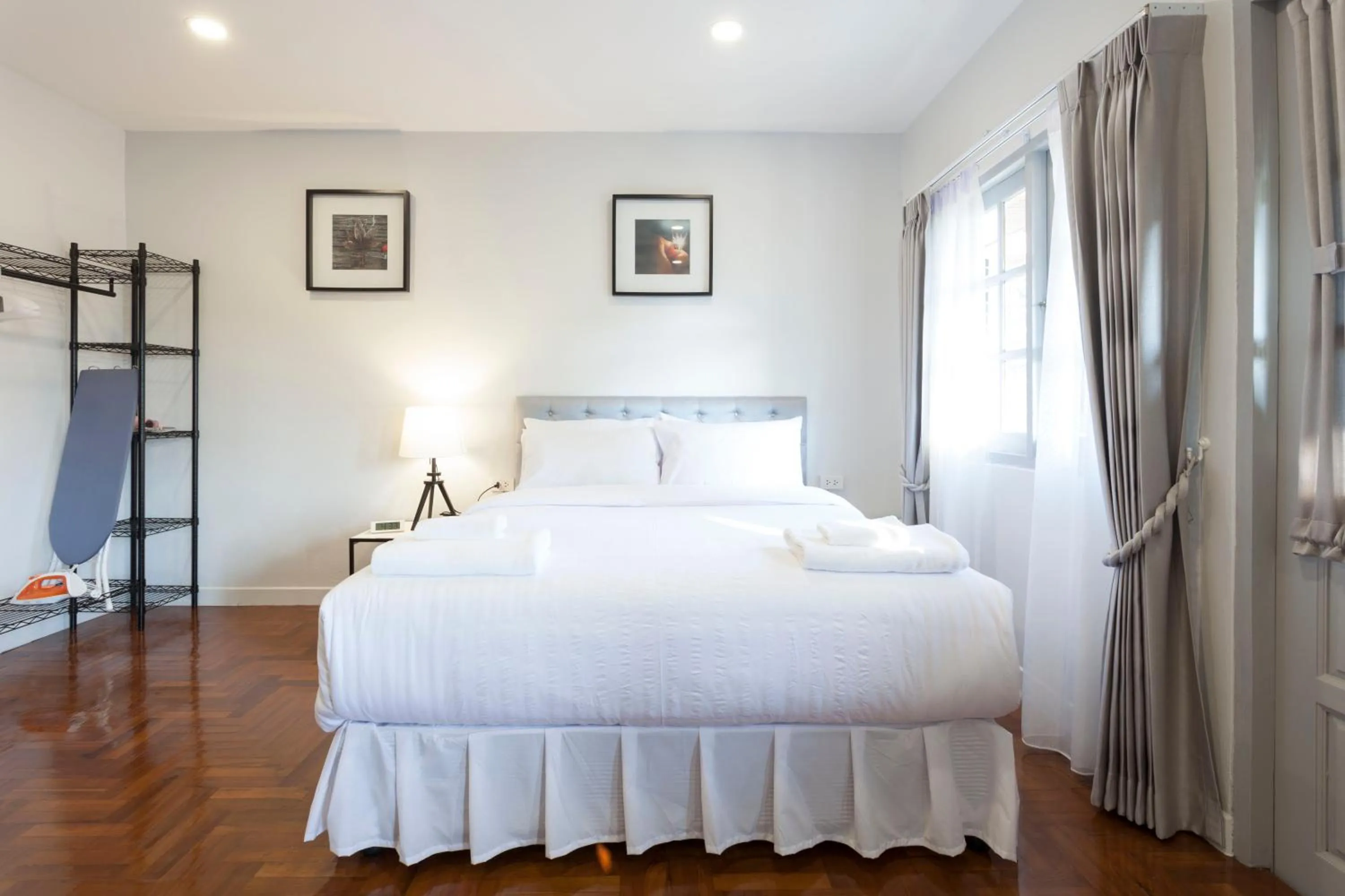 Photo of the whole room, Bed in Cozy Home by Nan