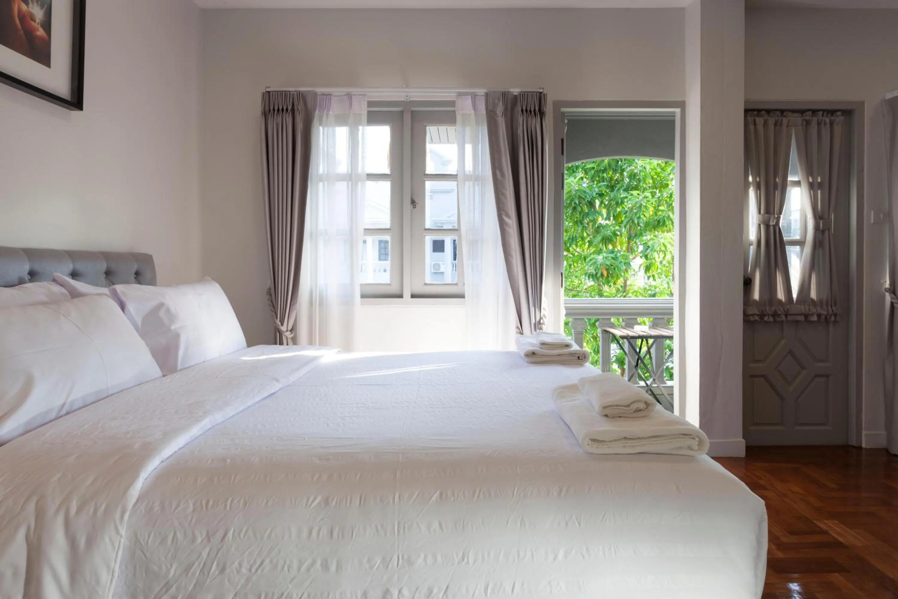 Photo of the whole room, Bed in Cozy Home by Nan