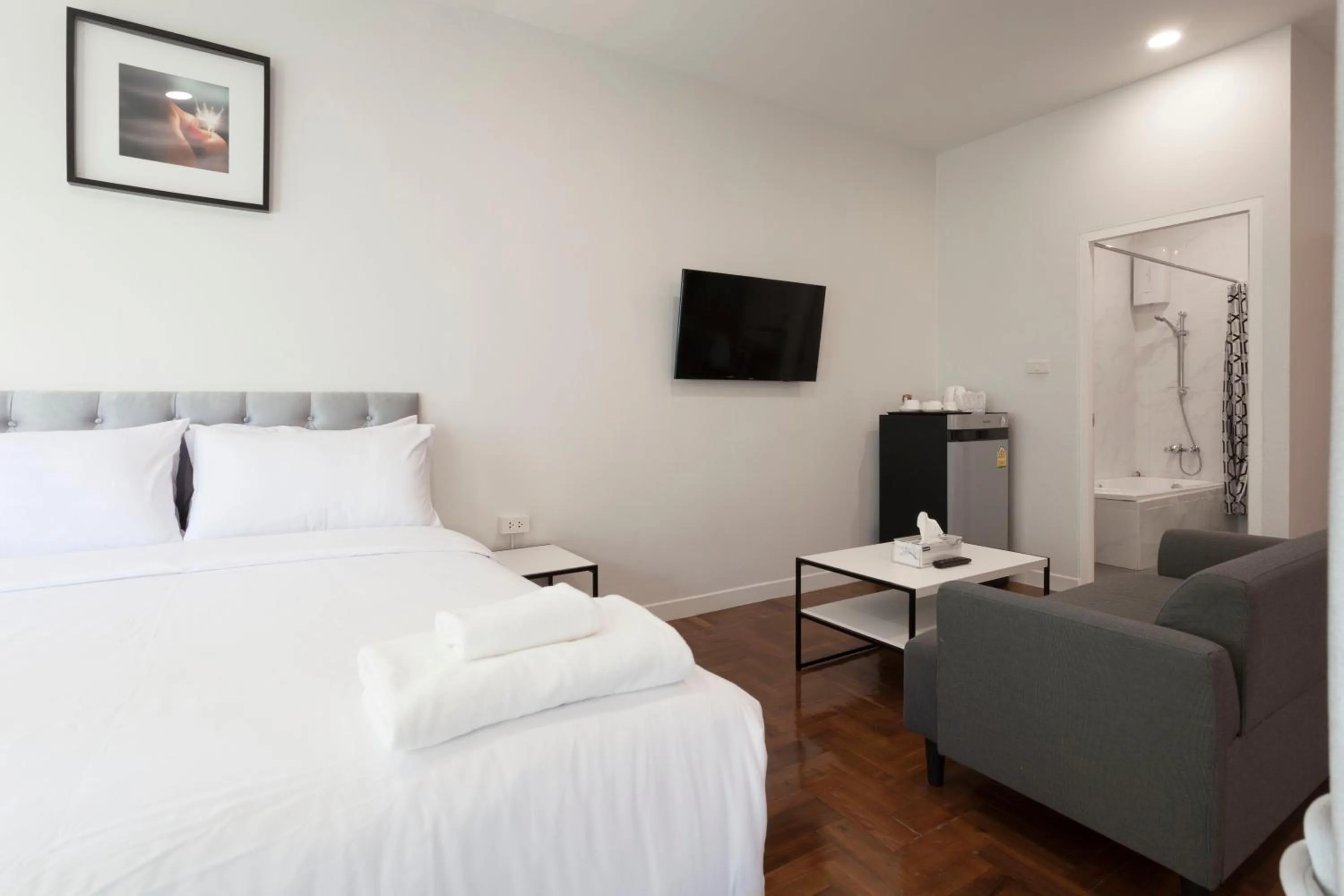 Photo of the whole room, Bed in Cozy Home by Nan