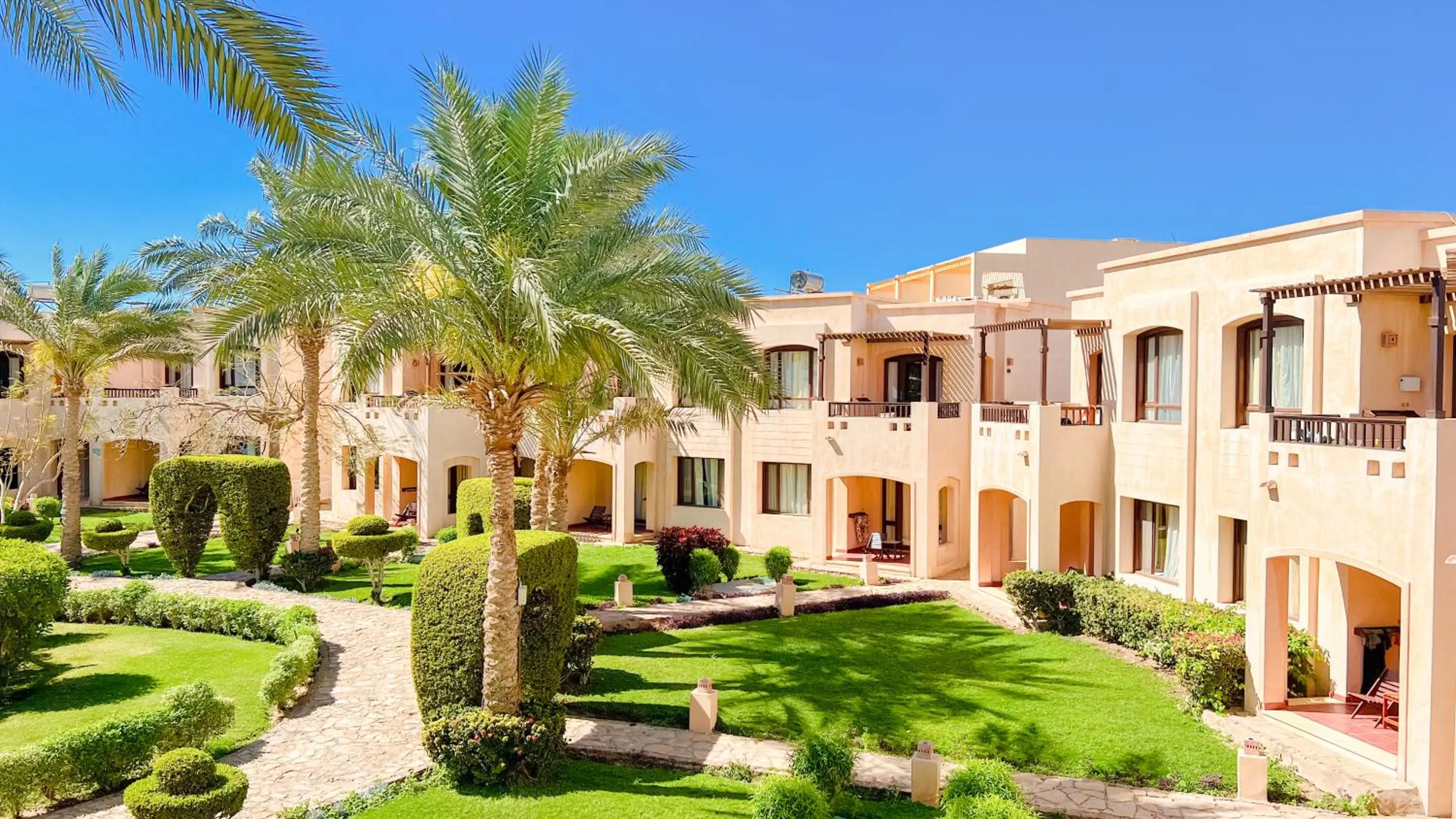 Property building in Tamra Beach Resort