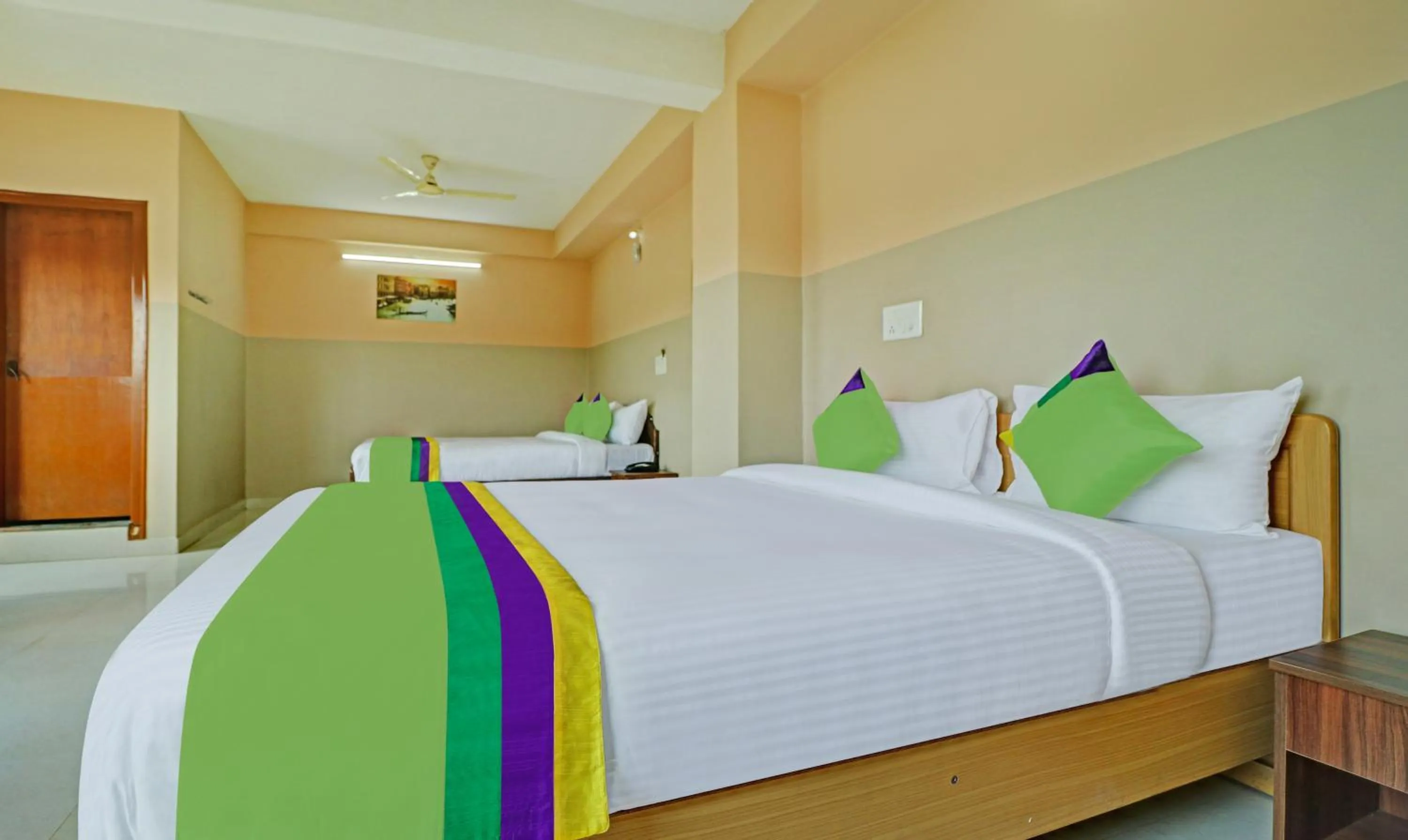 Bedroom, Bed in Treebo Green Land Kushalnagar