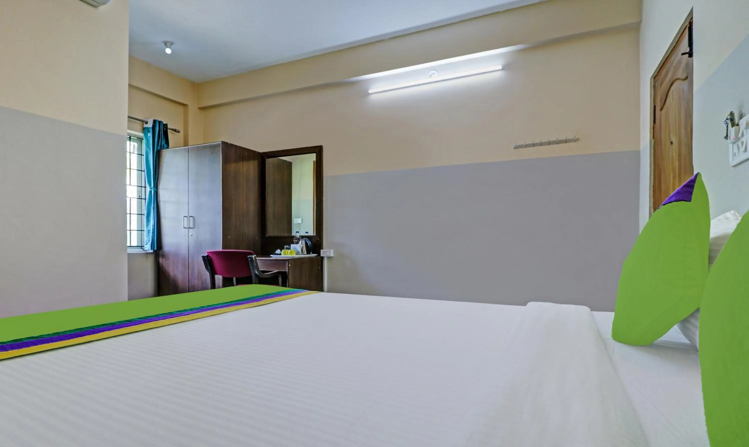 Bedroom, Bed in Treebo Green Land Kushalnagar