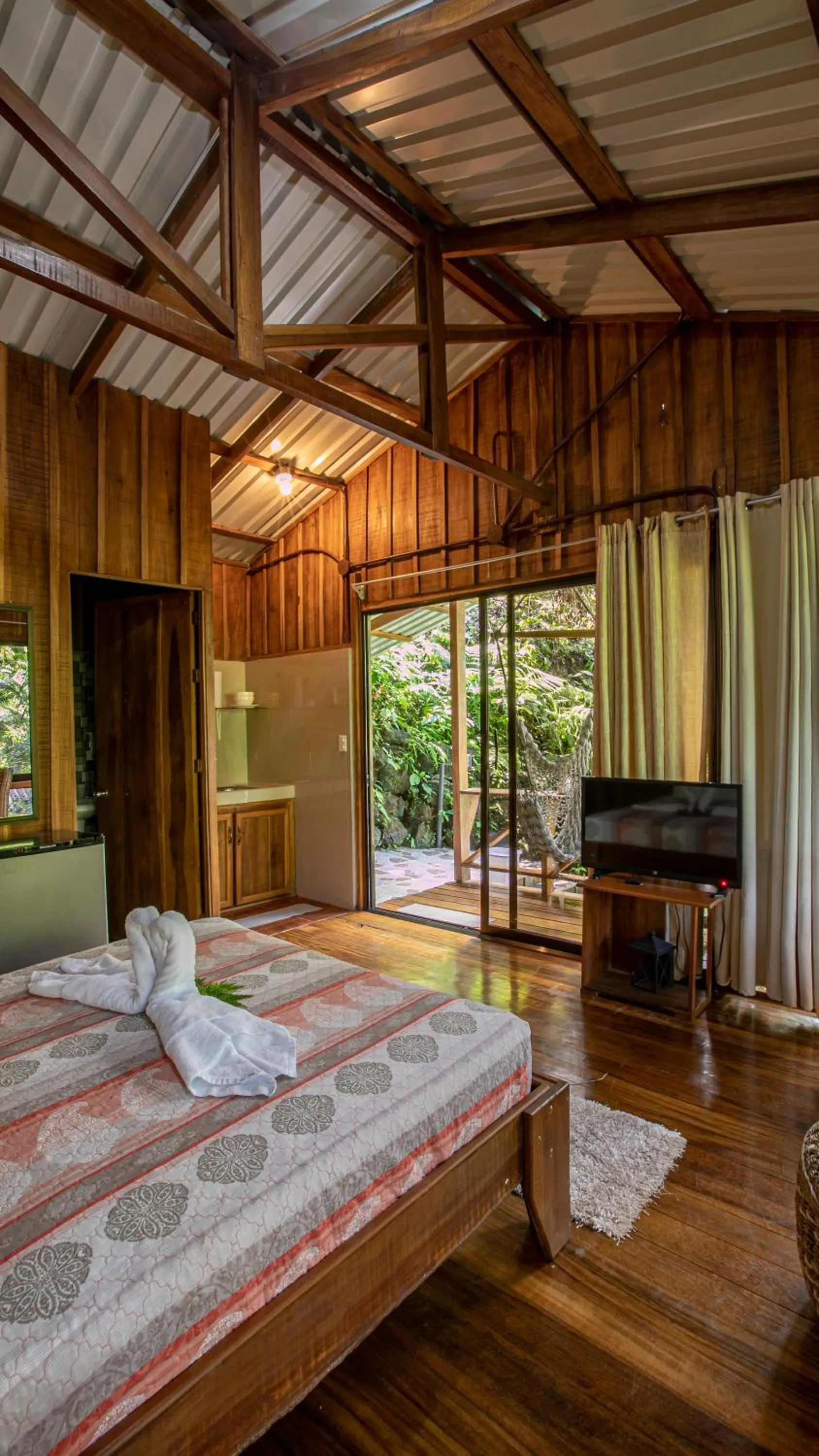 Photo of the whole room, Bed in Cabañas del Lago