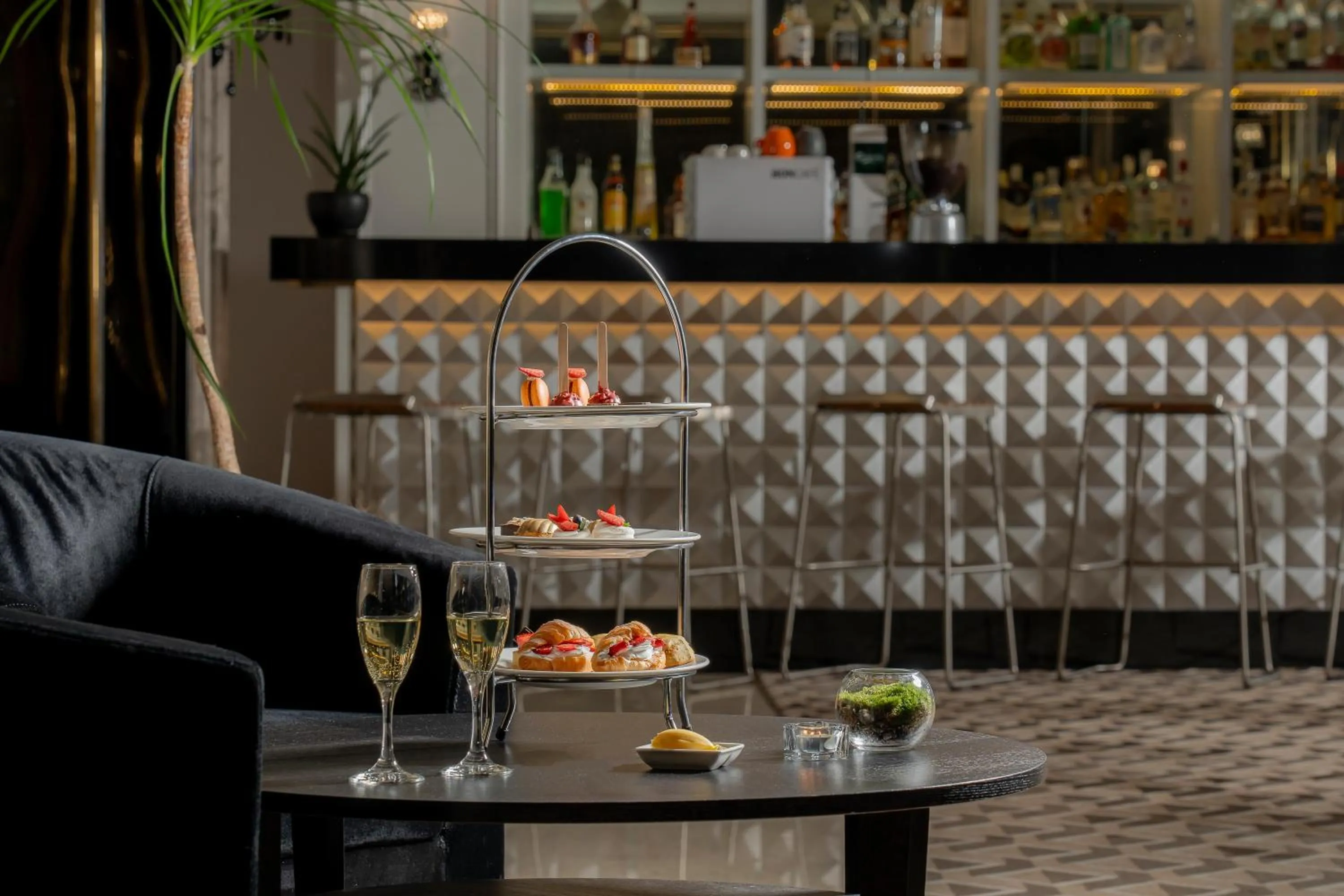 Restaurant/places to eat in Meliá Kuala Lumpur