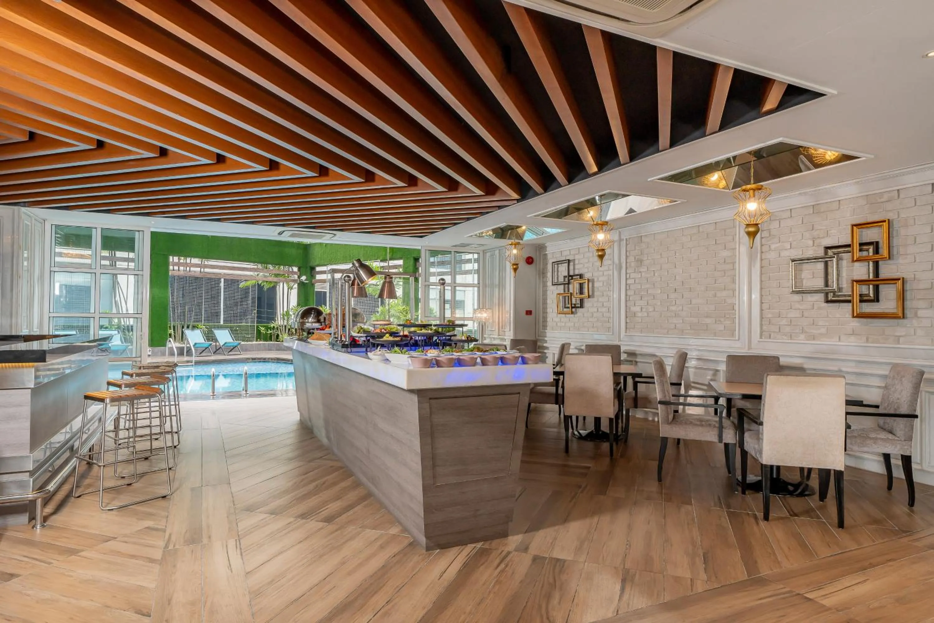 Restaurant/places to eat in Meliá Kuala Lumpur