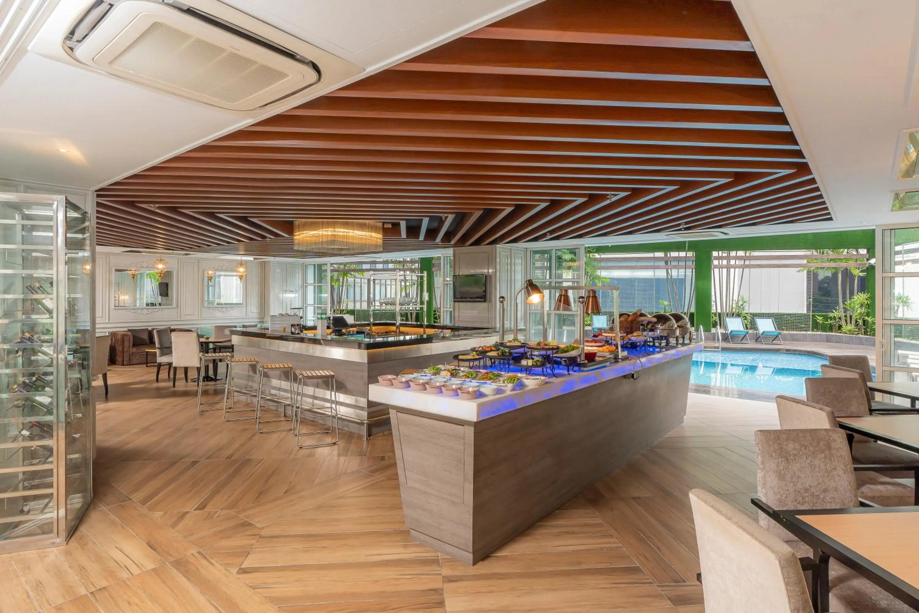 Lounge or bar in Meliá Kuala Lumpur