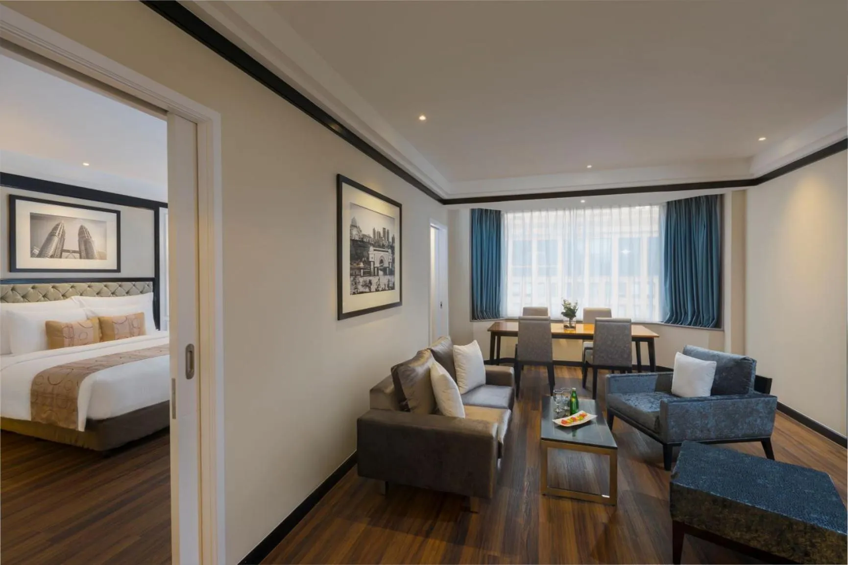 Living room, Bed in Meliá Kuala Lumpur