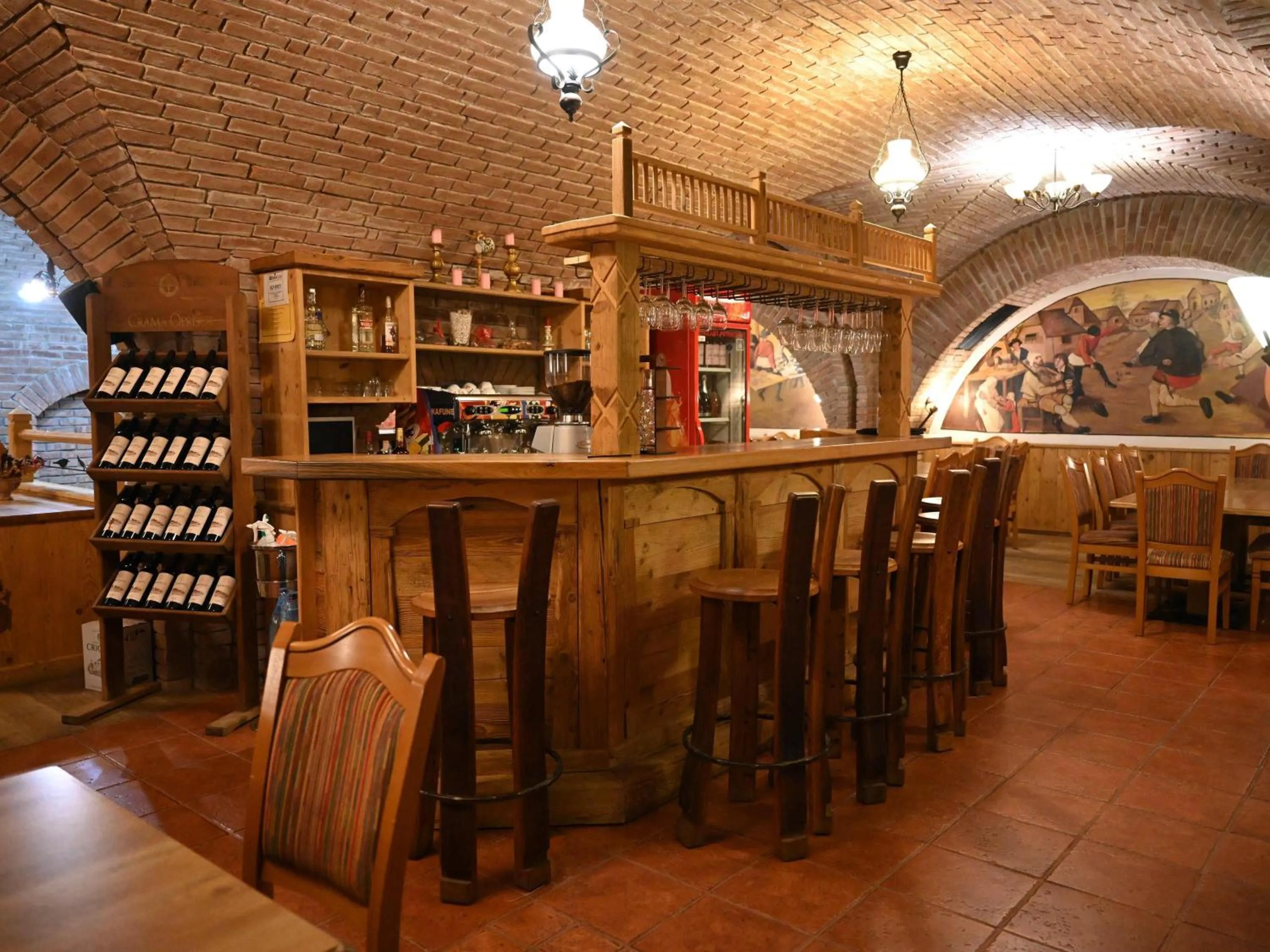 Restaurant/places to eat in Mercure Sighisoara Binderbubi Hotel & Spa