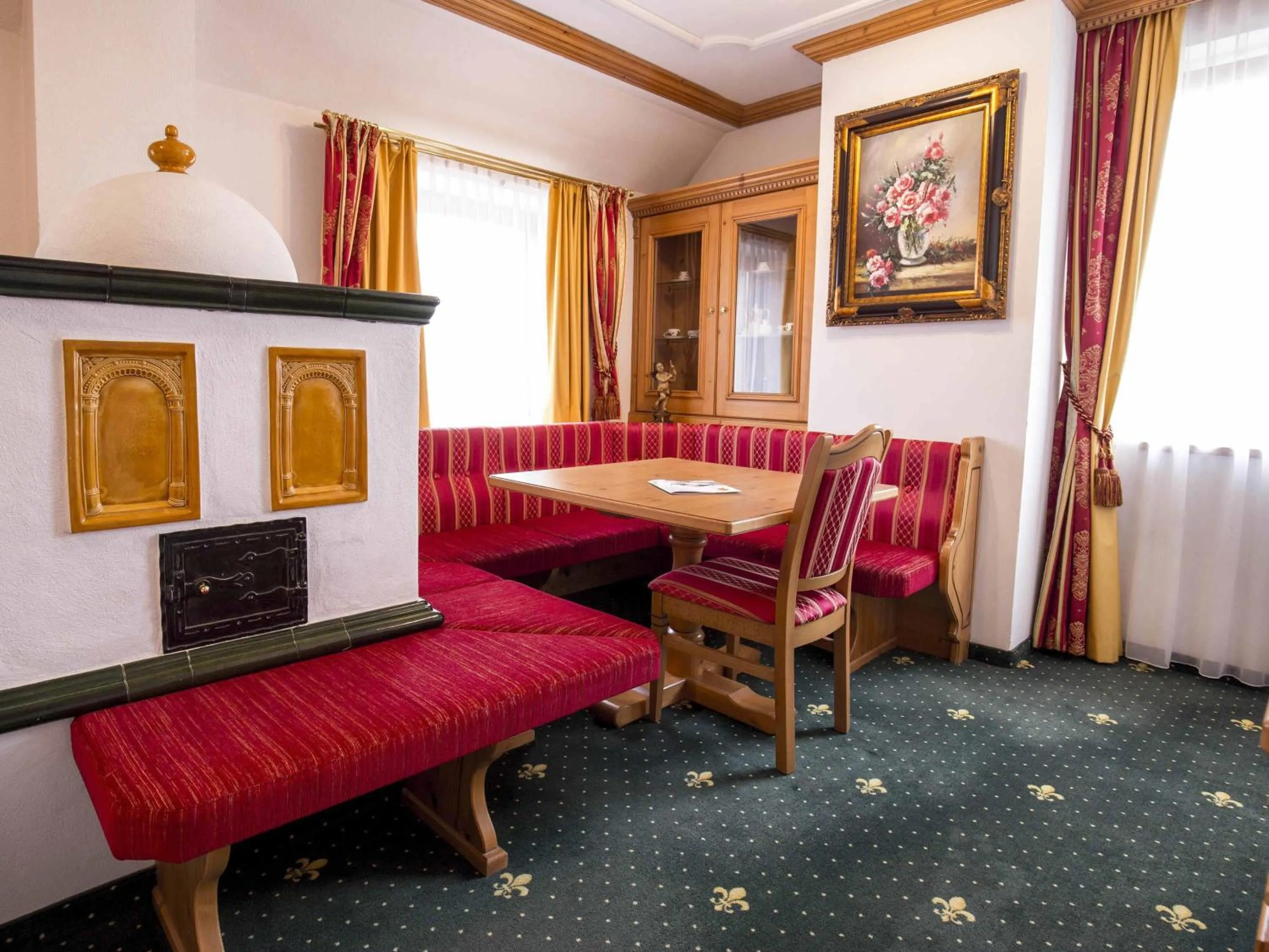 Bedroom in Mercure Sighisoara Binderbubi Hotel & Spa