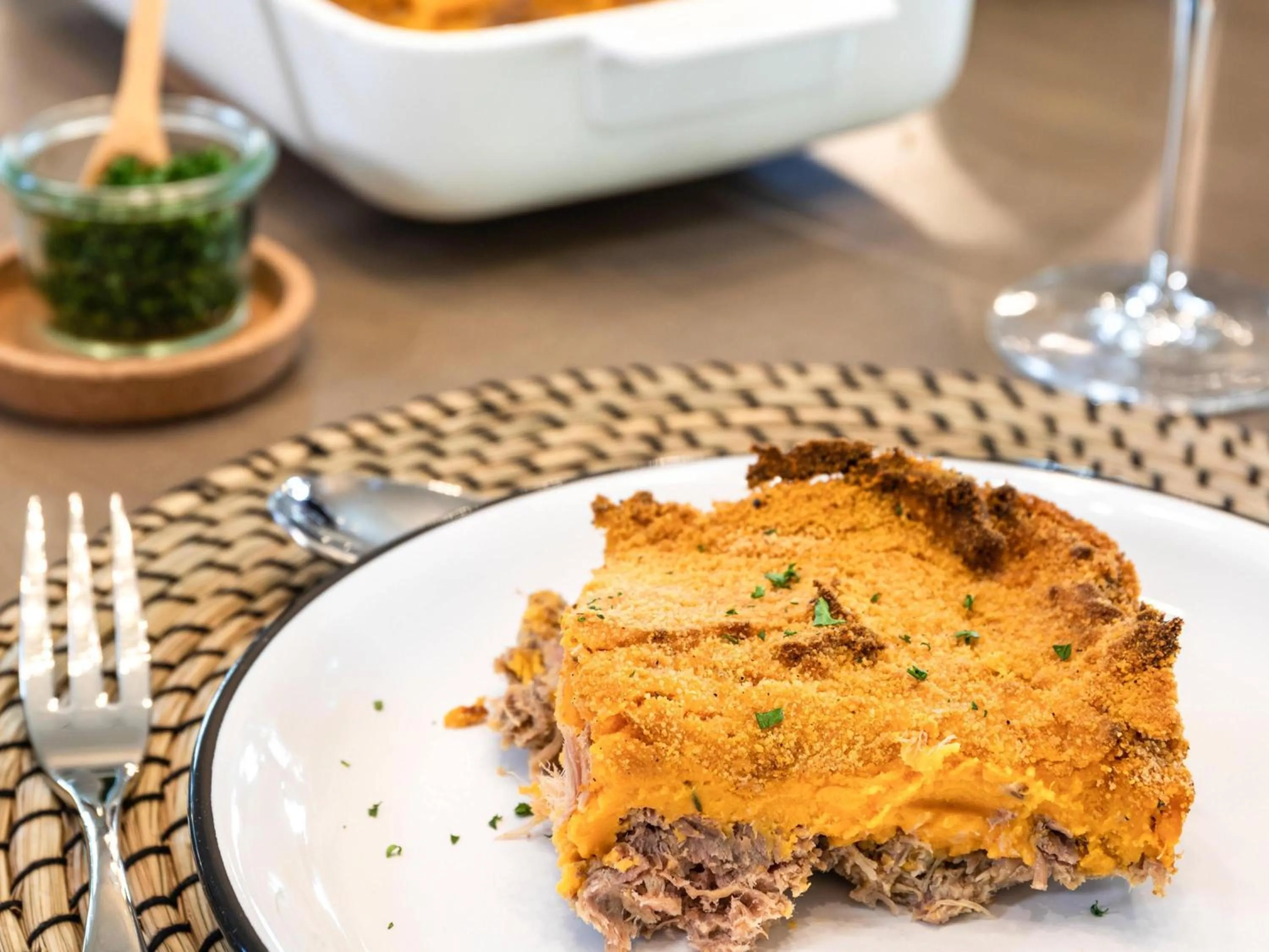 Restaurant/places to eat in Mercure Sighisoara Binderbubi Hotel & Spa