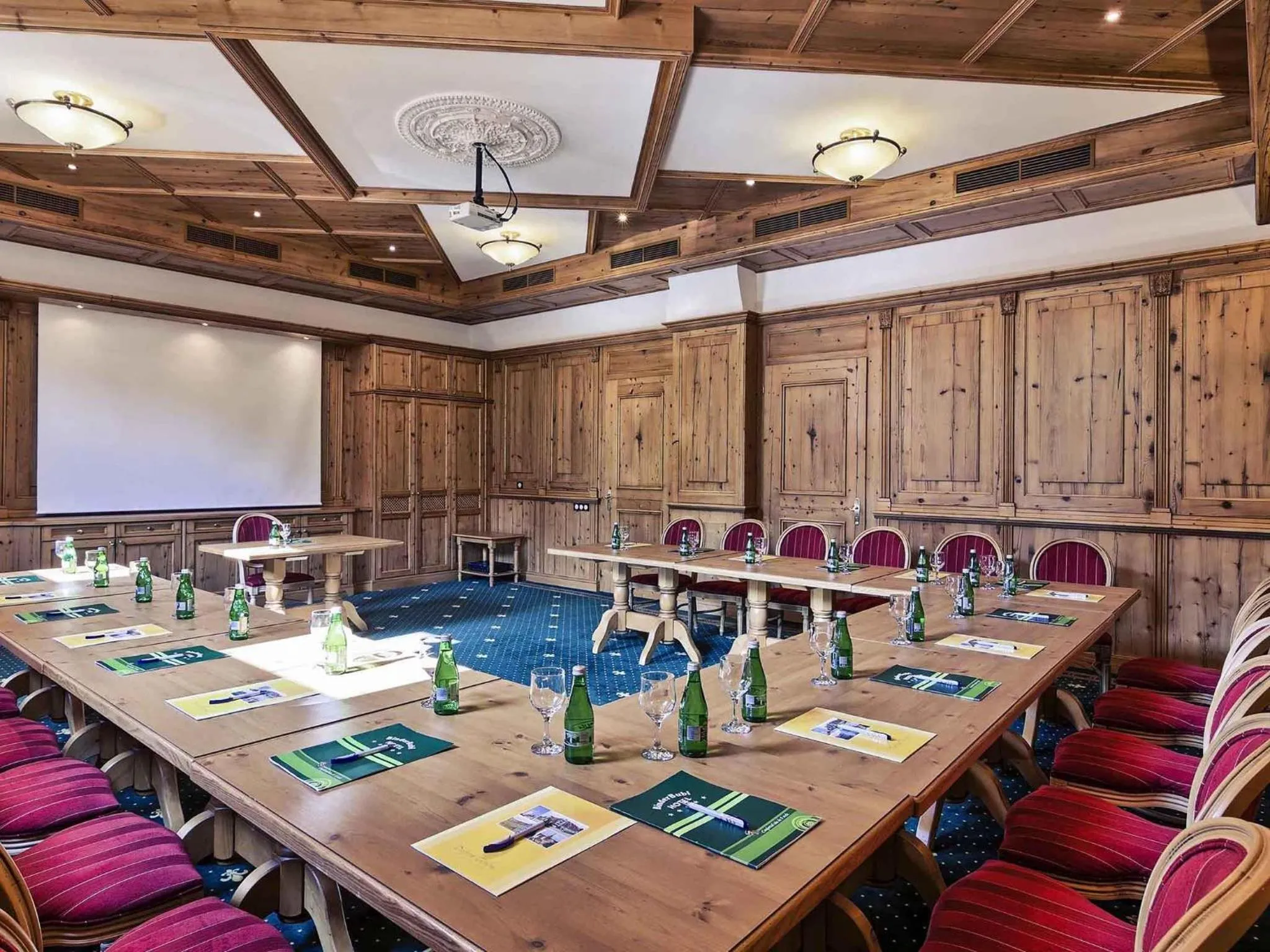 Meeting/conference room in Mercure Sighisoara Binderbubi Hotel & Spa