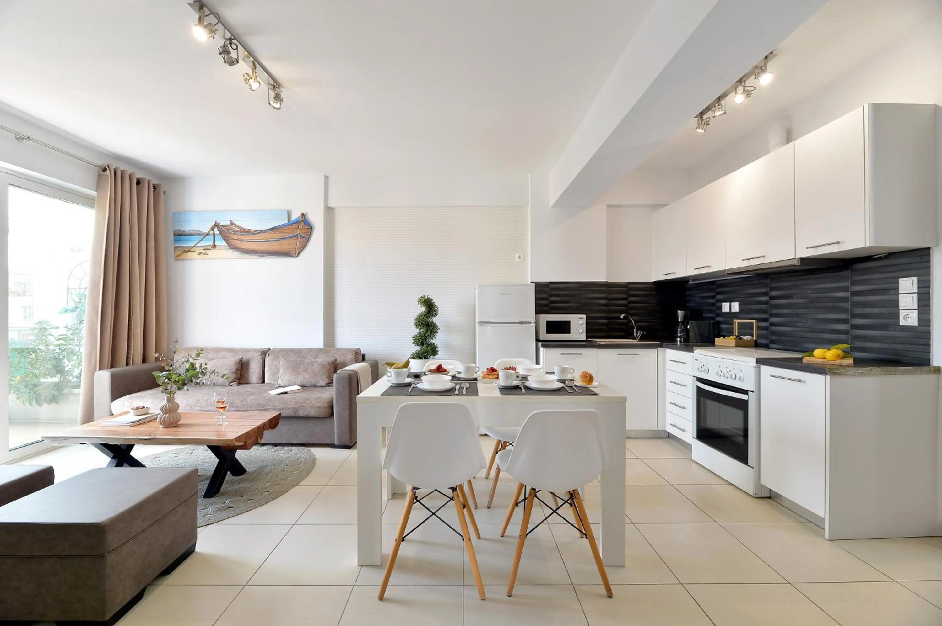 Coffee/tea facilities in Alekos Apartments 1 - Νetflix & Comfort