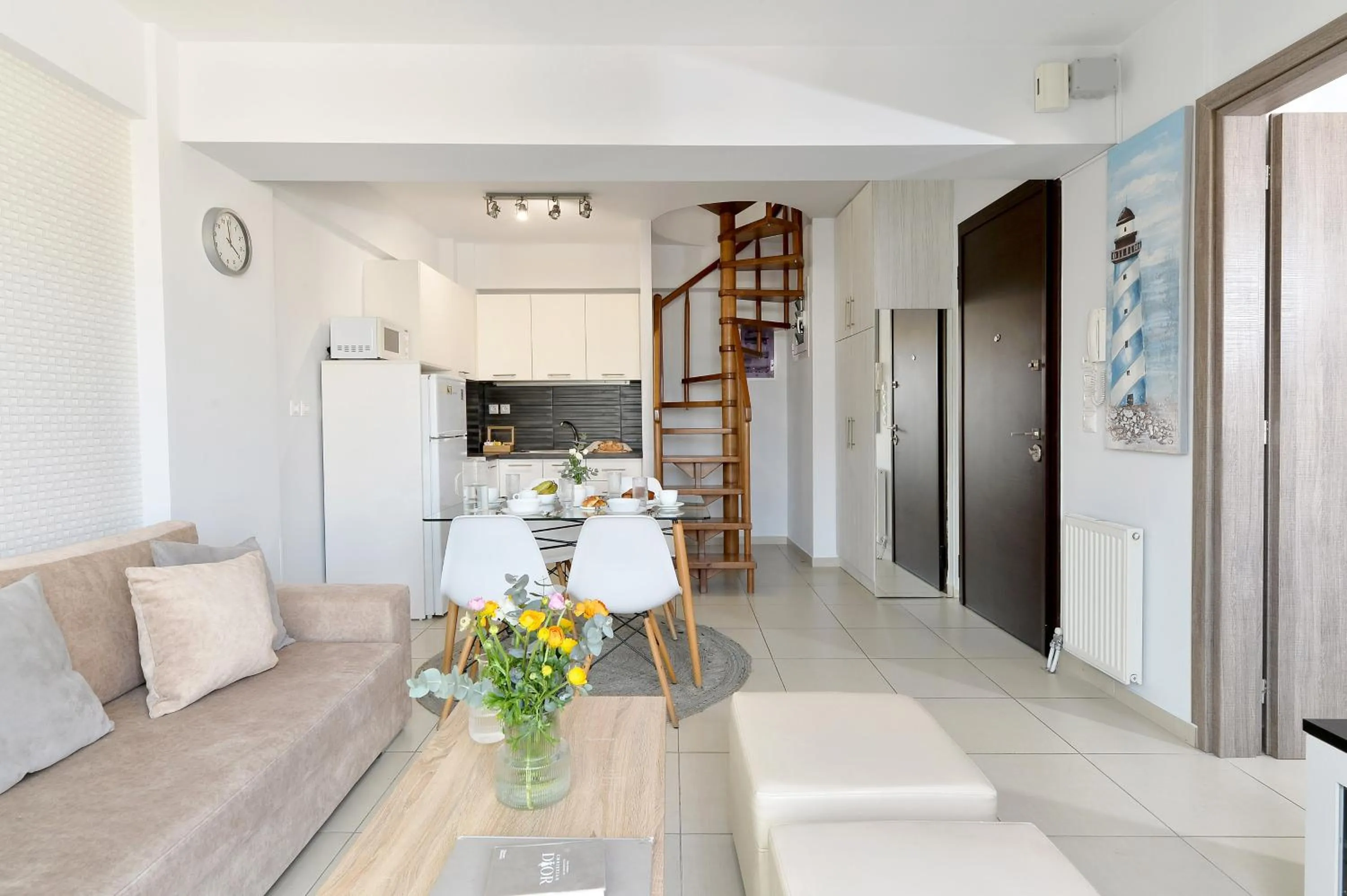 Kitchen or kitchenette in Alekos Apartments 1 - Νetflix & Comfort