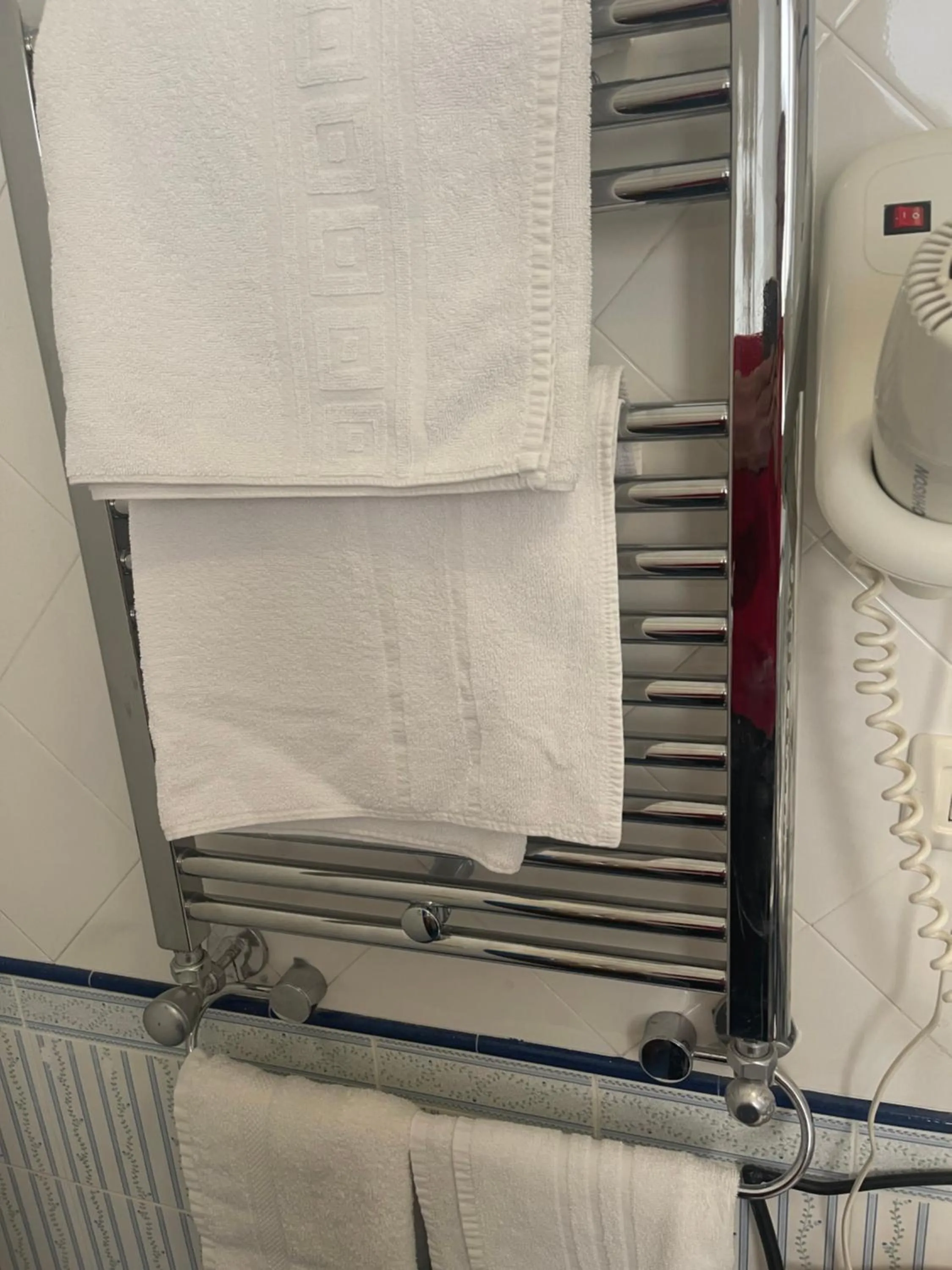 furniture in Casa tipica siciliana patronale home BedandBreakfast TreMetriSoprailCielo Camere con vista, colazione interna in terrazzo panoramico