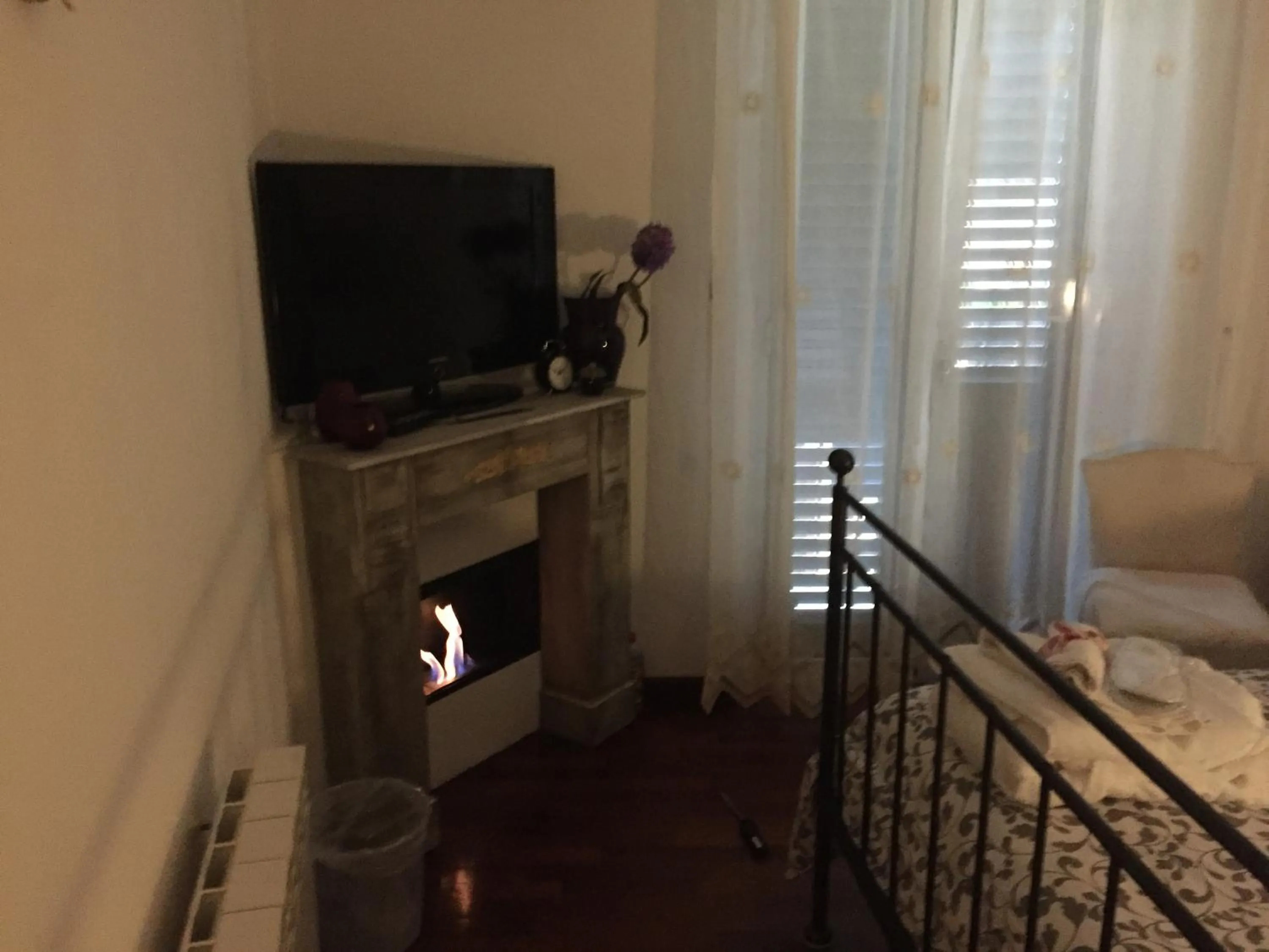 Bedroom, Bed in Casa tipica siciliana patronale home BedandBreakfast TreMetriSoprailCielo Camere con vista, colazione interna in terrazzo panoramico