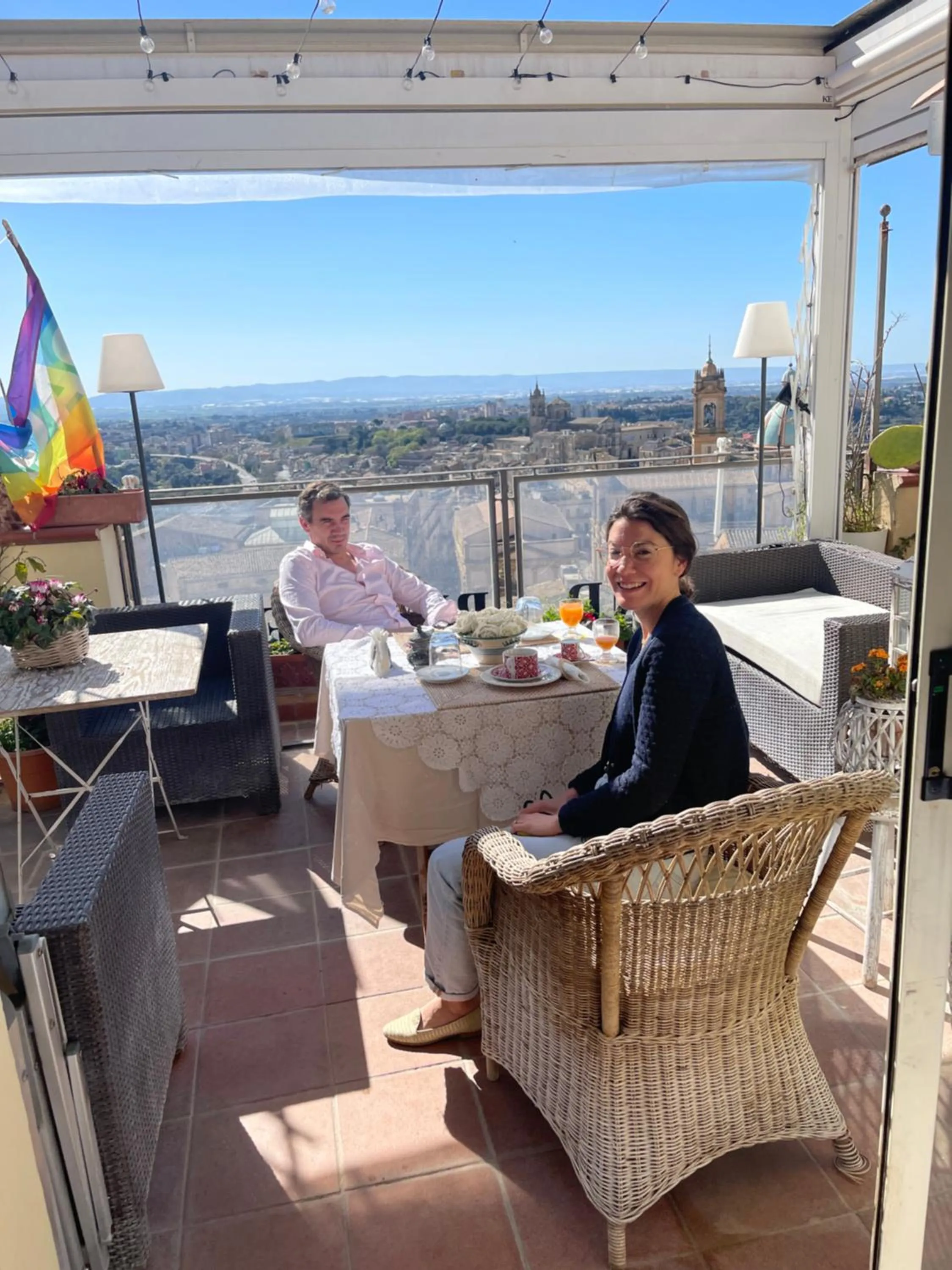 Property building in Casa tipica siciliana patronale home BedandBreakfast TreMetriSoprailCielo Camere con vista, colazione interna in terrazzo panoramico