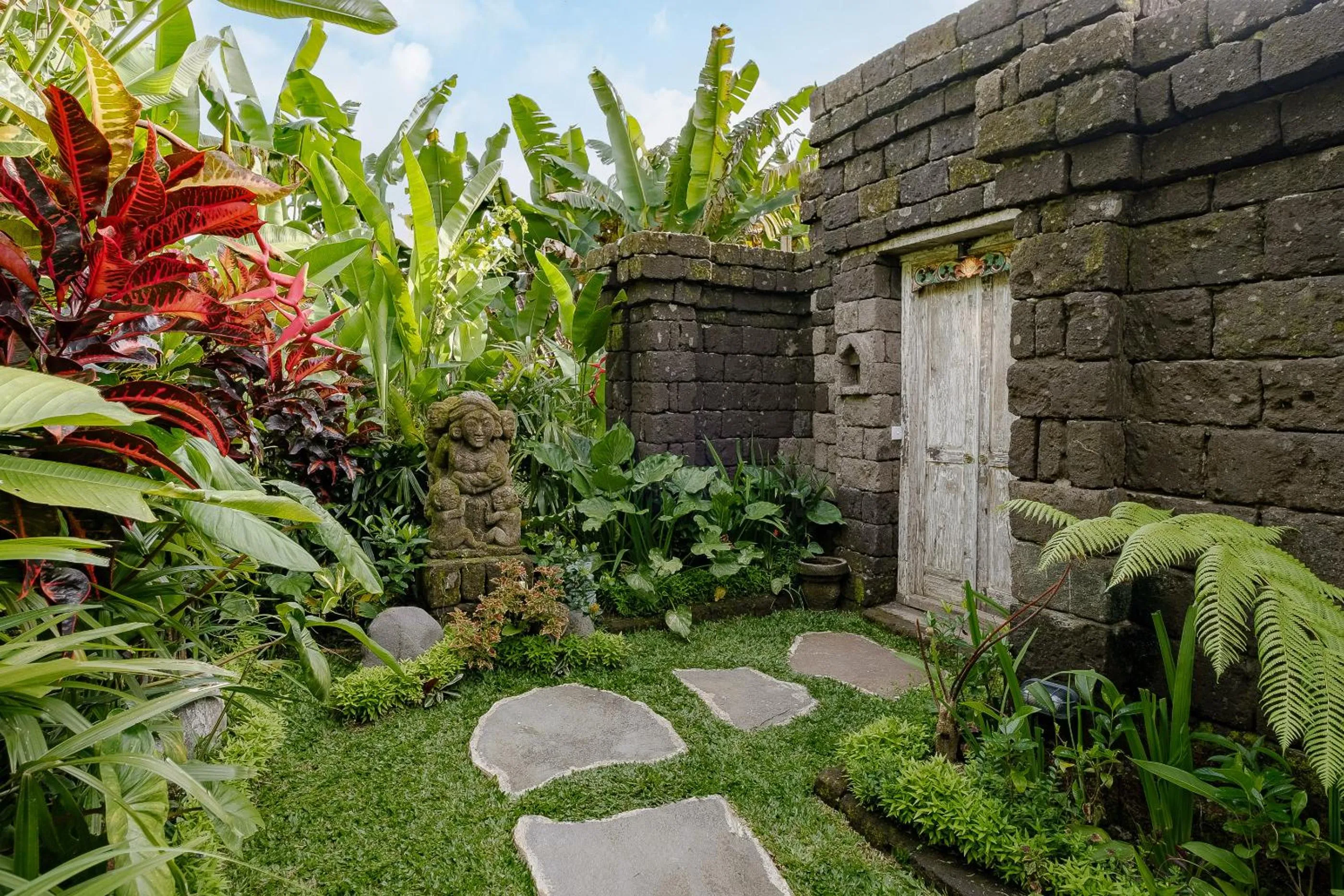 Facade/entrance in Pratiwi Ubud Villa