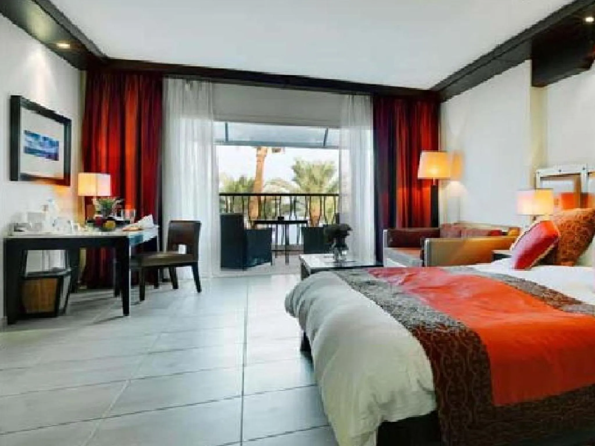 Photo of the whole room, Bed in Grand Rotana Resort & Spa