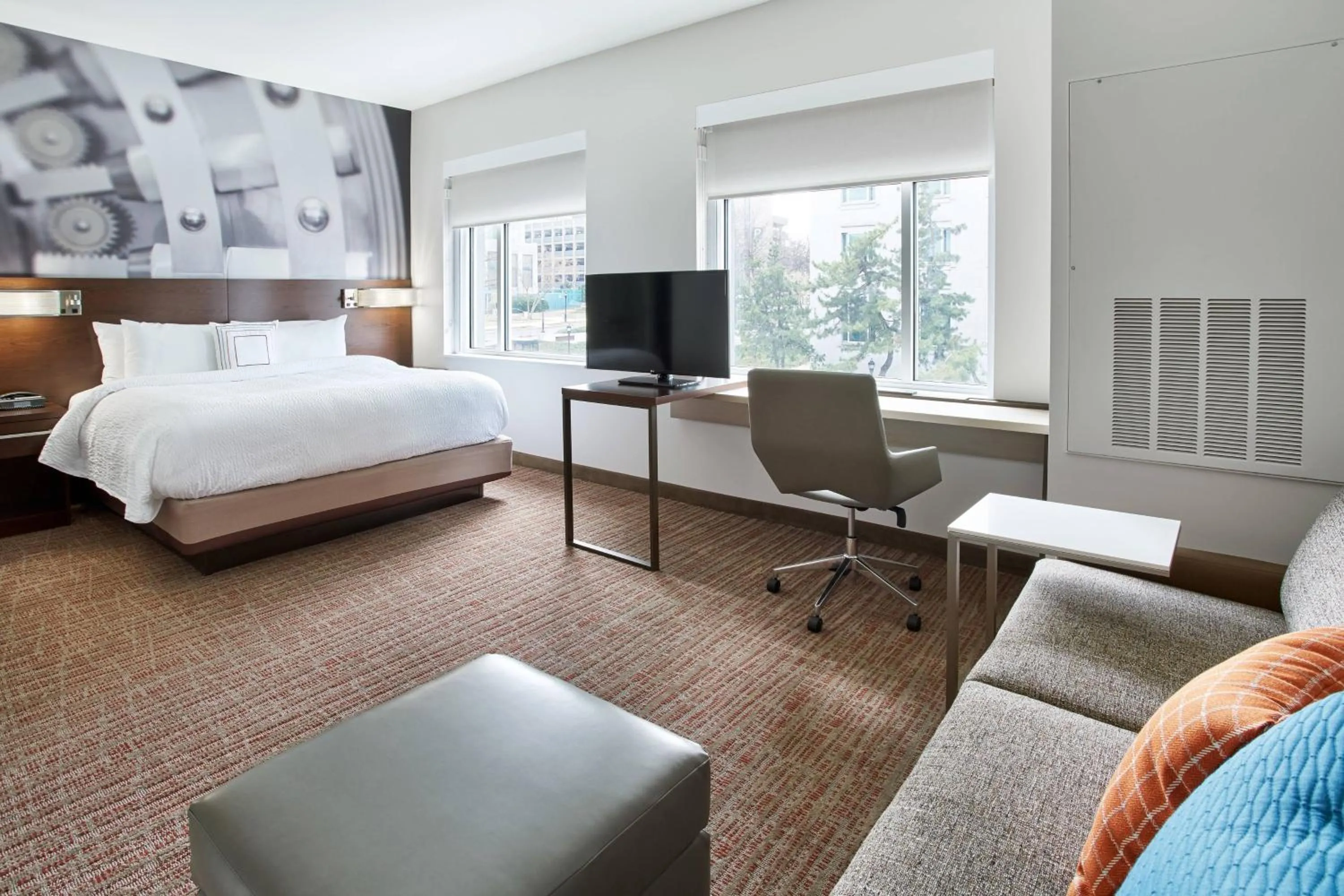 Living room, Bed in Residence Inn by Marriott Wilmington Downtown