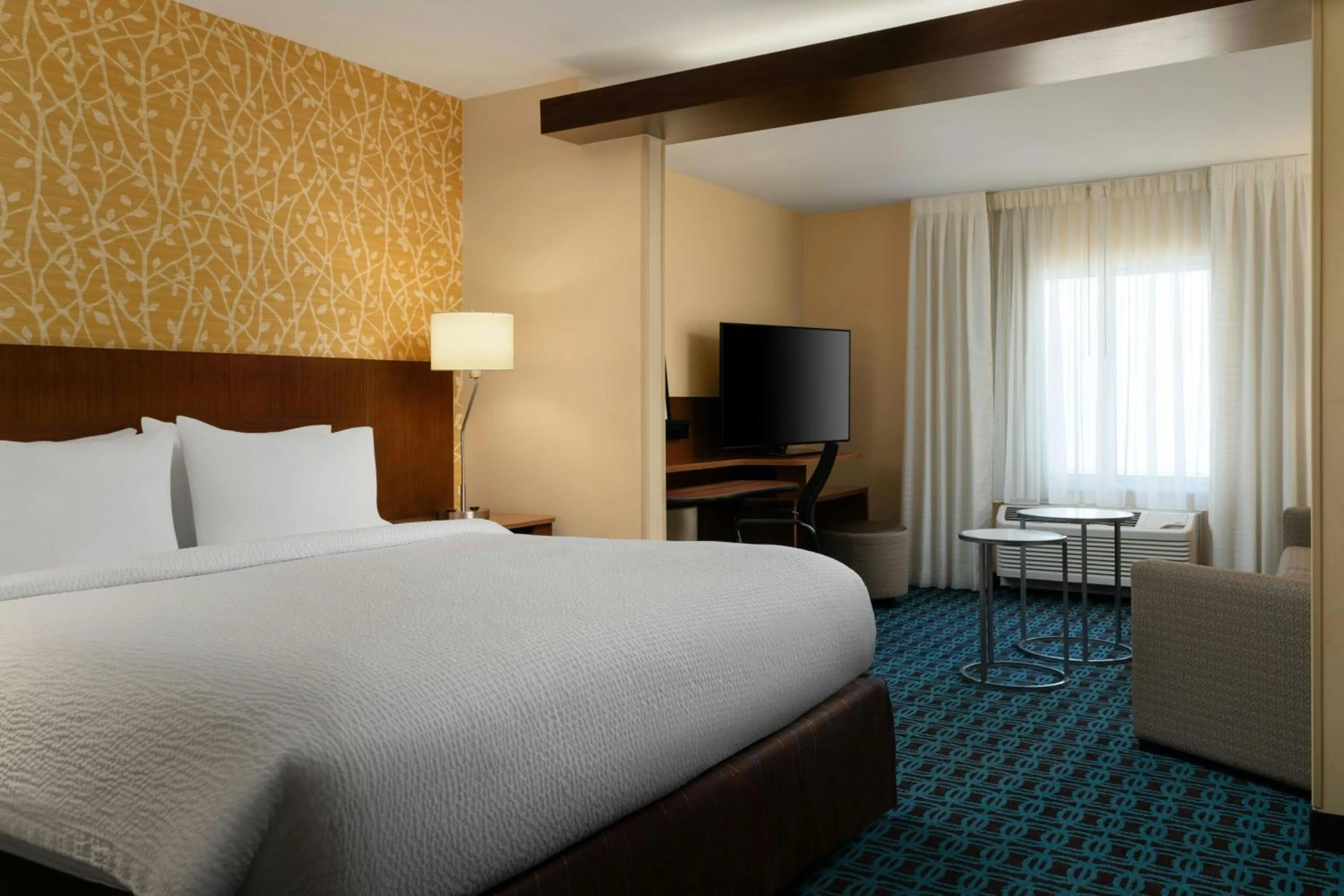 Bedroom, Bed in Fairfield Inn & Suites by Marriott London