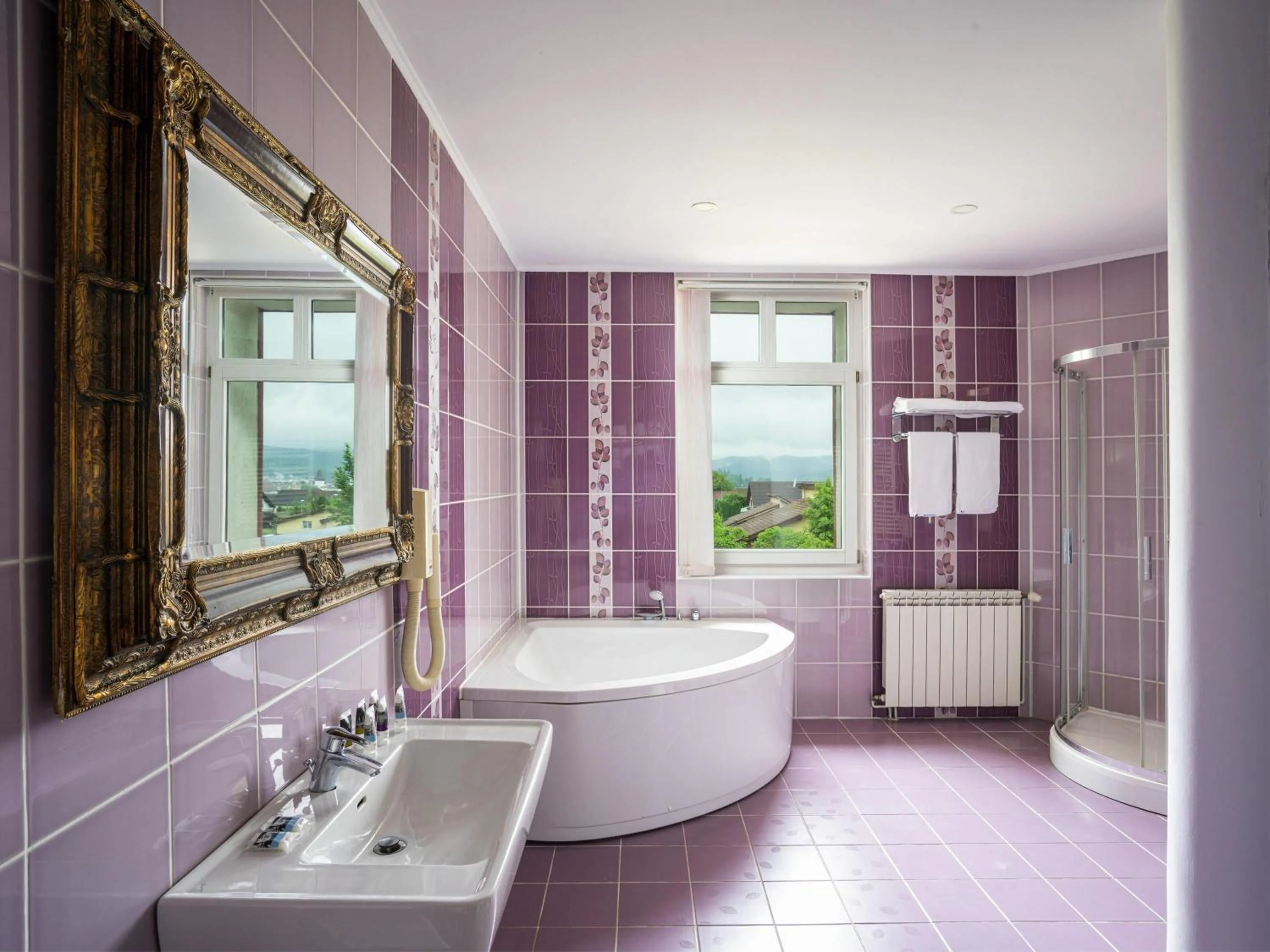 Bedroom in Mercure Medias Binderbubi Hotel And Spa