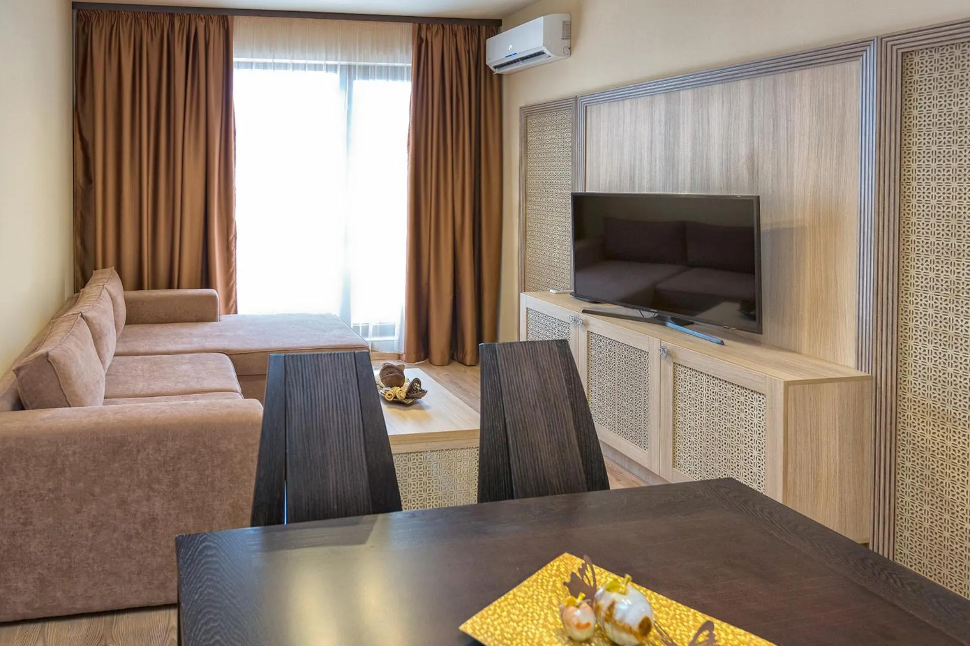 TV and multimedia in Argisht Partez Hotel ALL INCLUSIVE & BEACH BAR REBLS