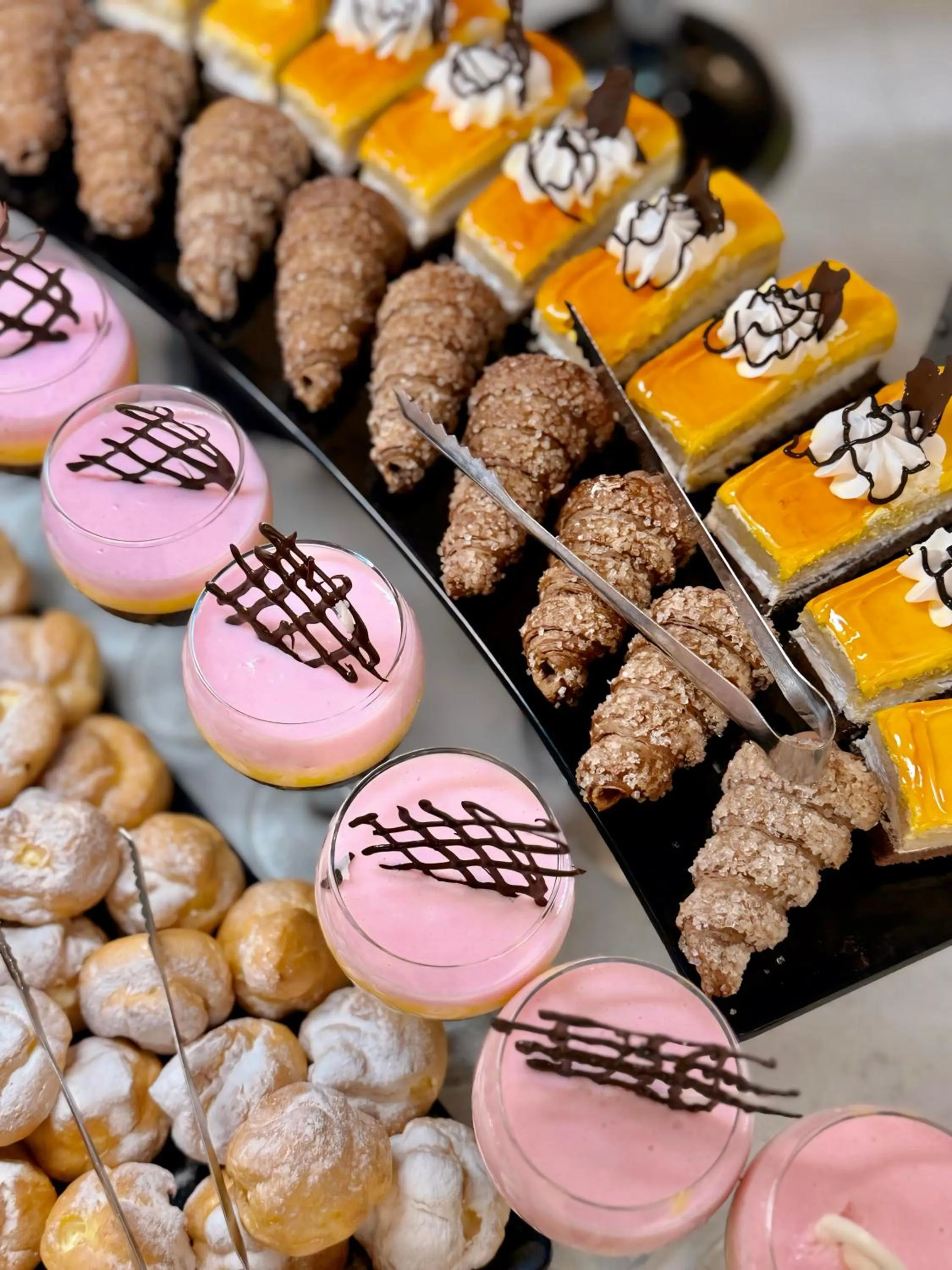 Restaurant/places to eat in Argisht Partez Hotel ALL INCLUSIVE & BEACH BAR REBLS