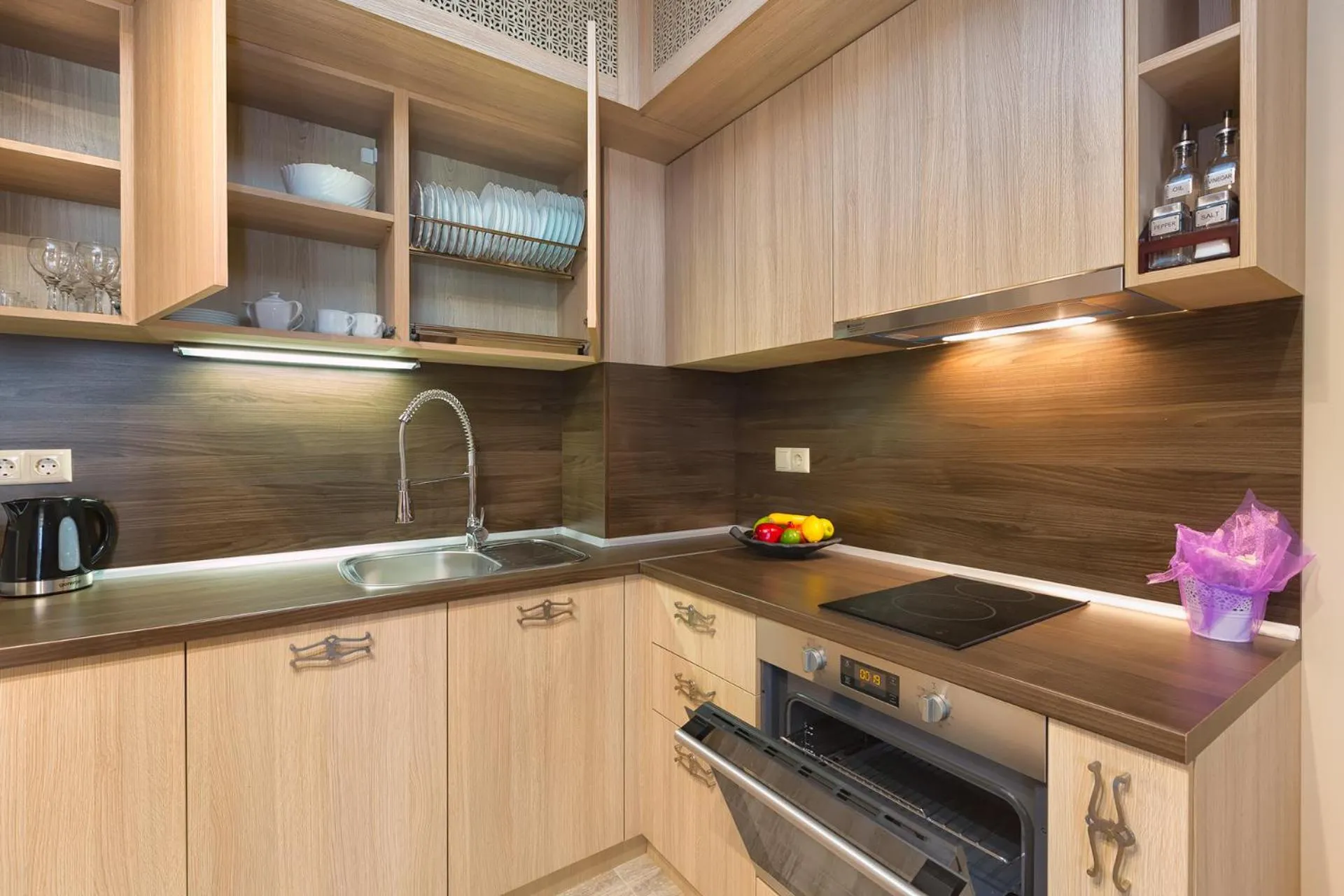 Kitchen or kitchenette in Argisht Partez Hotel ALL INCLUSIVE & BEACH BAR REBLS